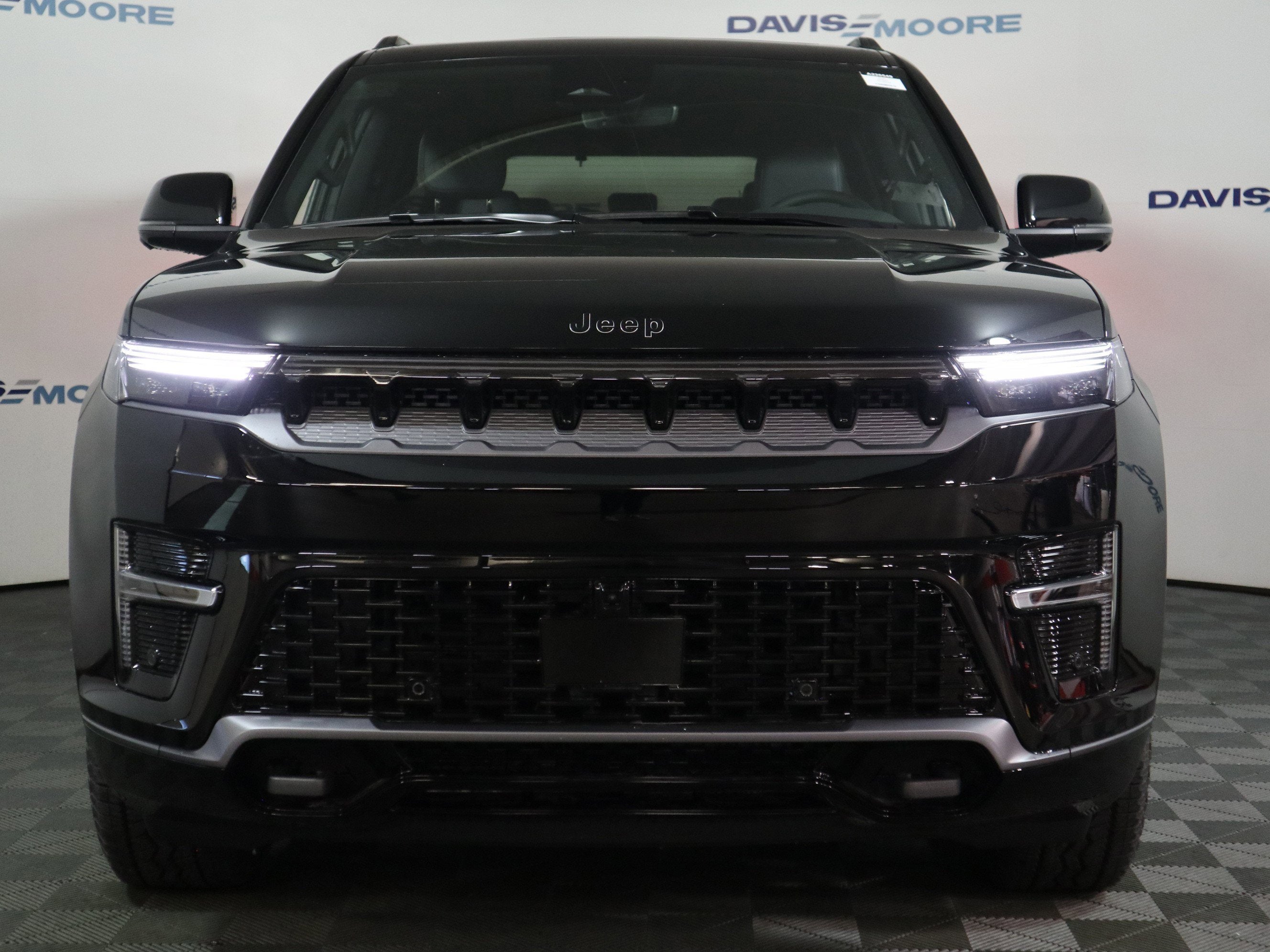 2026 Jeep Grand Wagoneer Upland 4x4