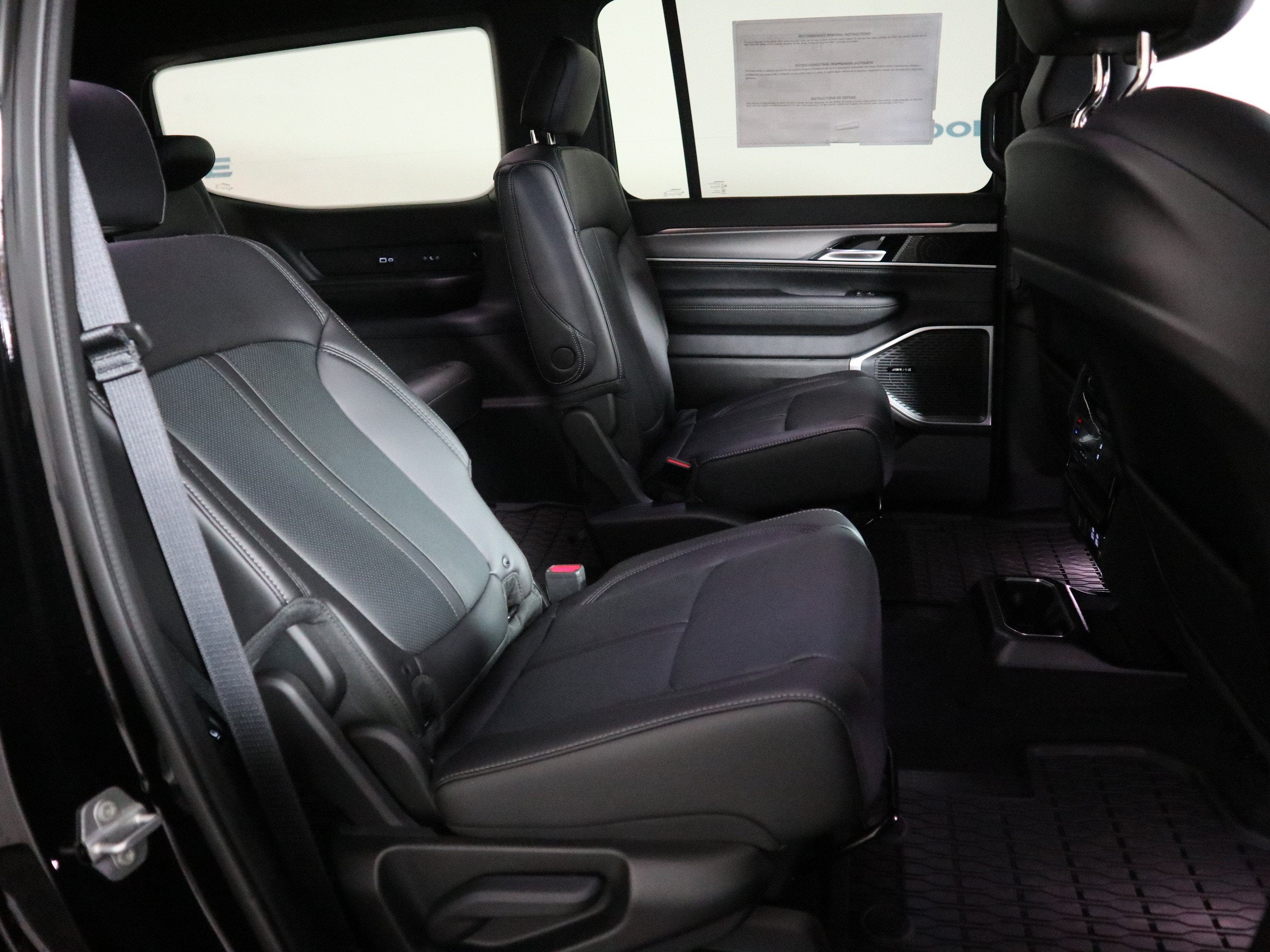 2026 Jeep Grand Wagoneer Upland 4x4