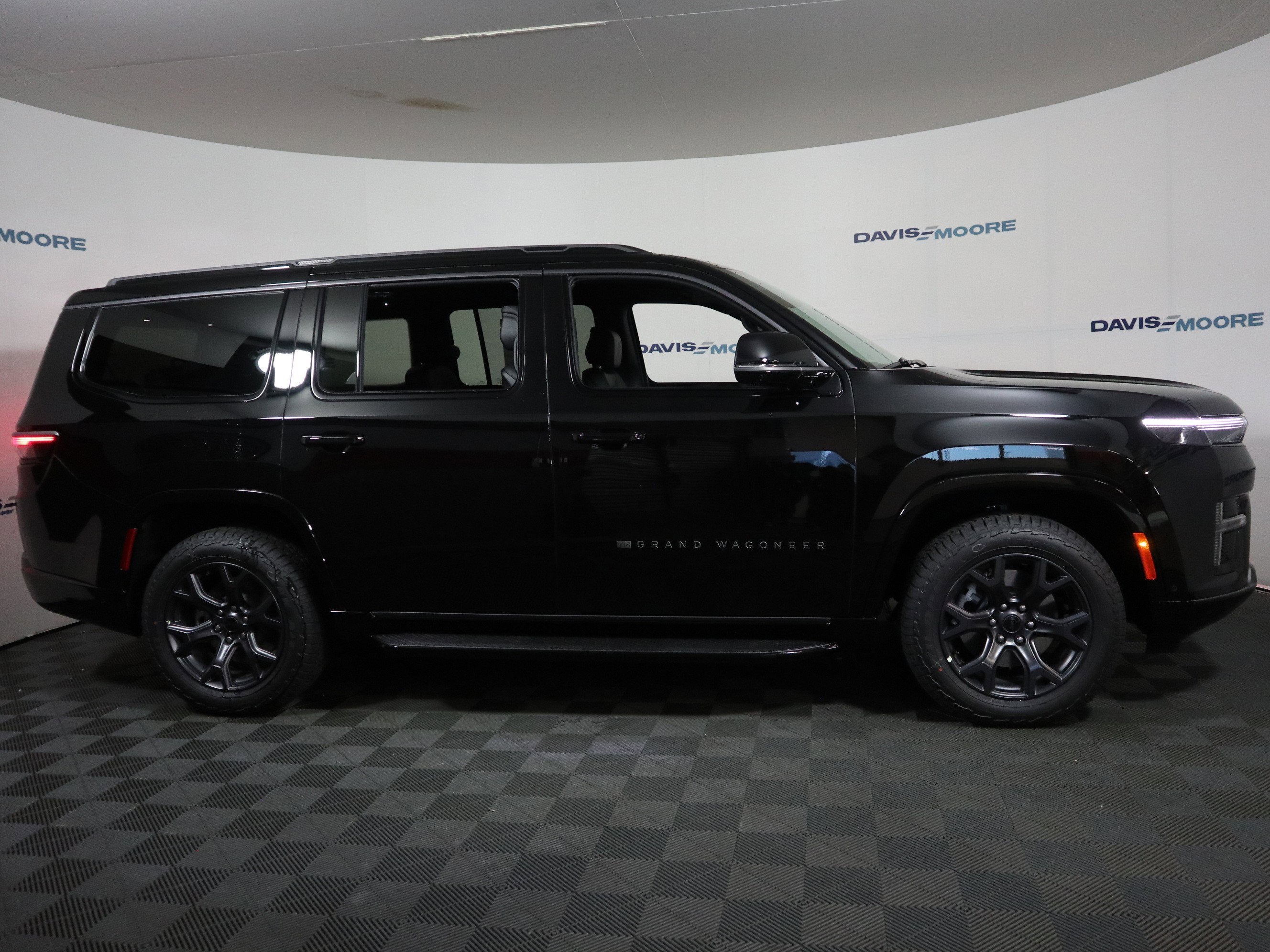 2026 Jeep Grand Wagoneer Upland 4x4
