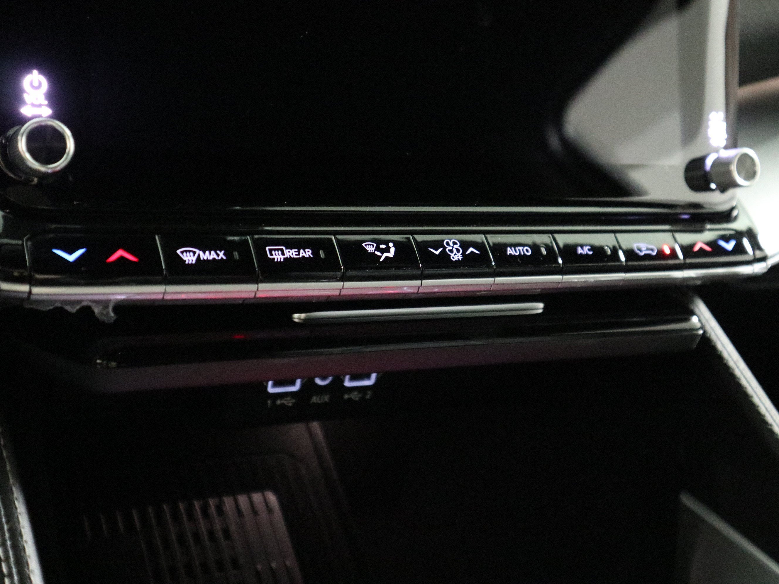 2026 Jeep Grand Wagoneer Upland 4x4