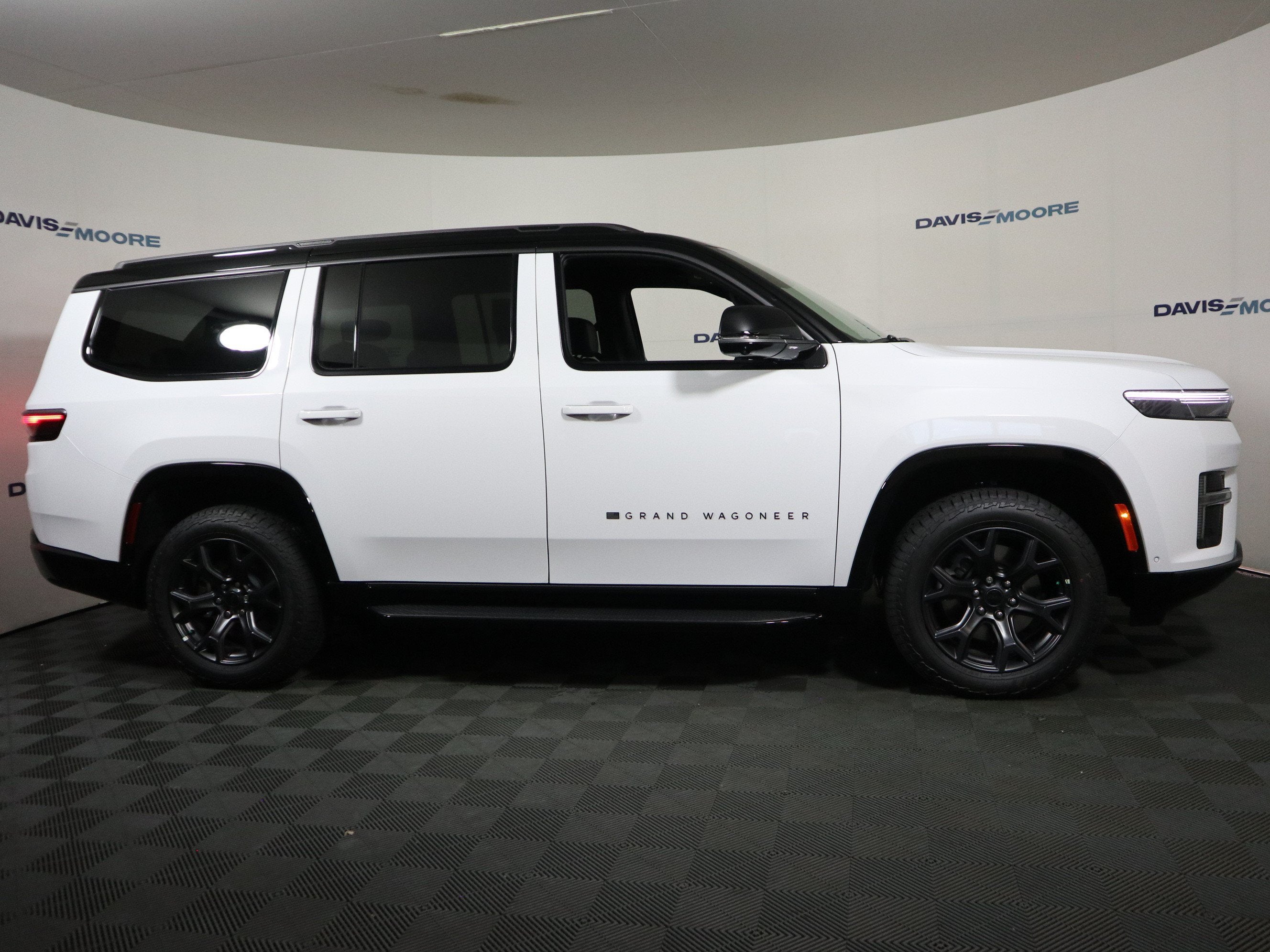 2026 Jeep Grand Wagoneer Upland 4x4