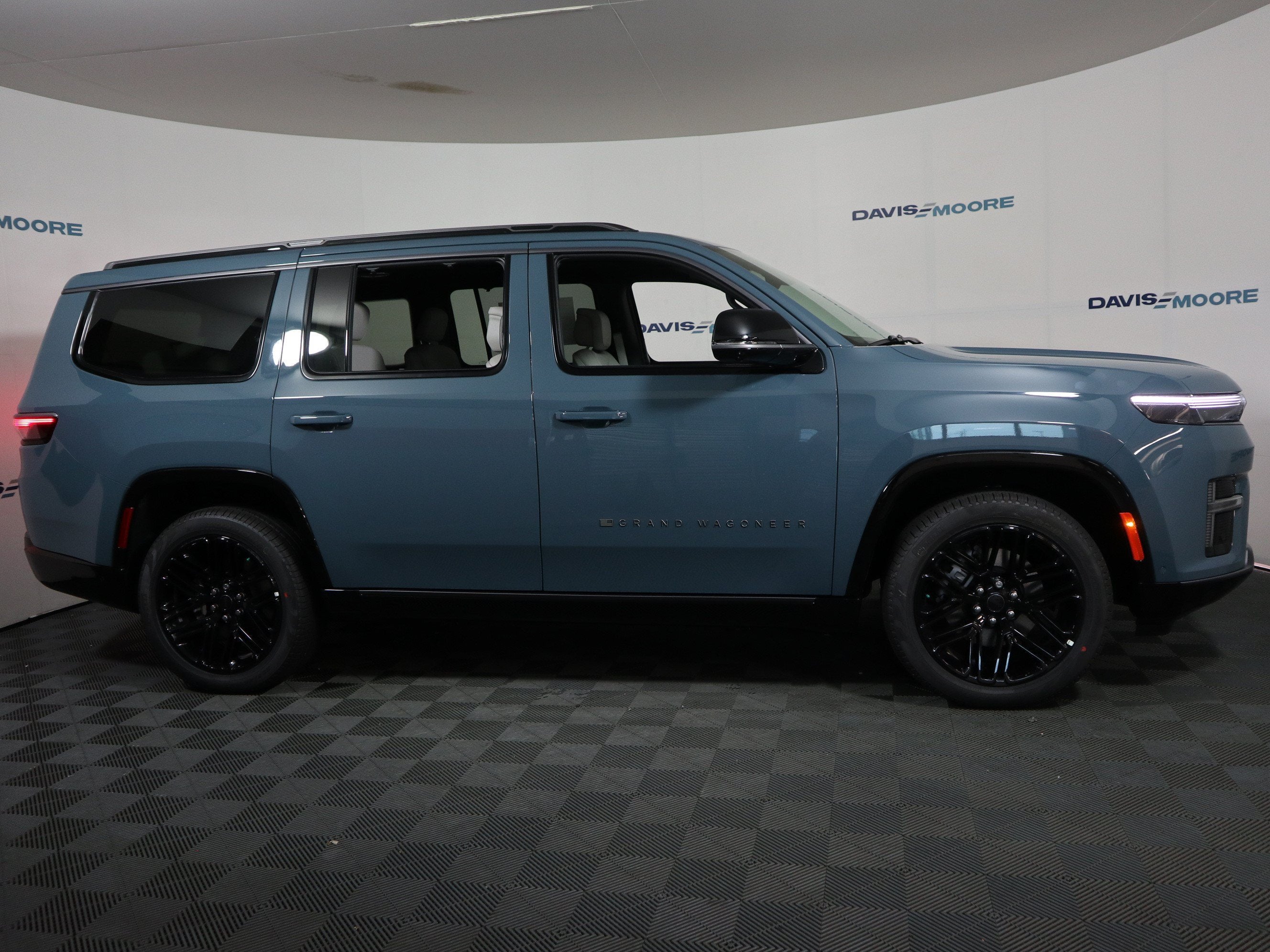 2026 Jeep Grand Wagoneer Limited Reserve 4x4