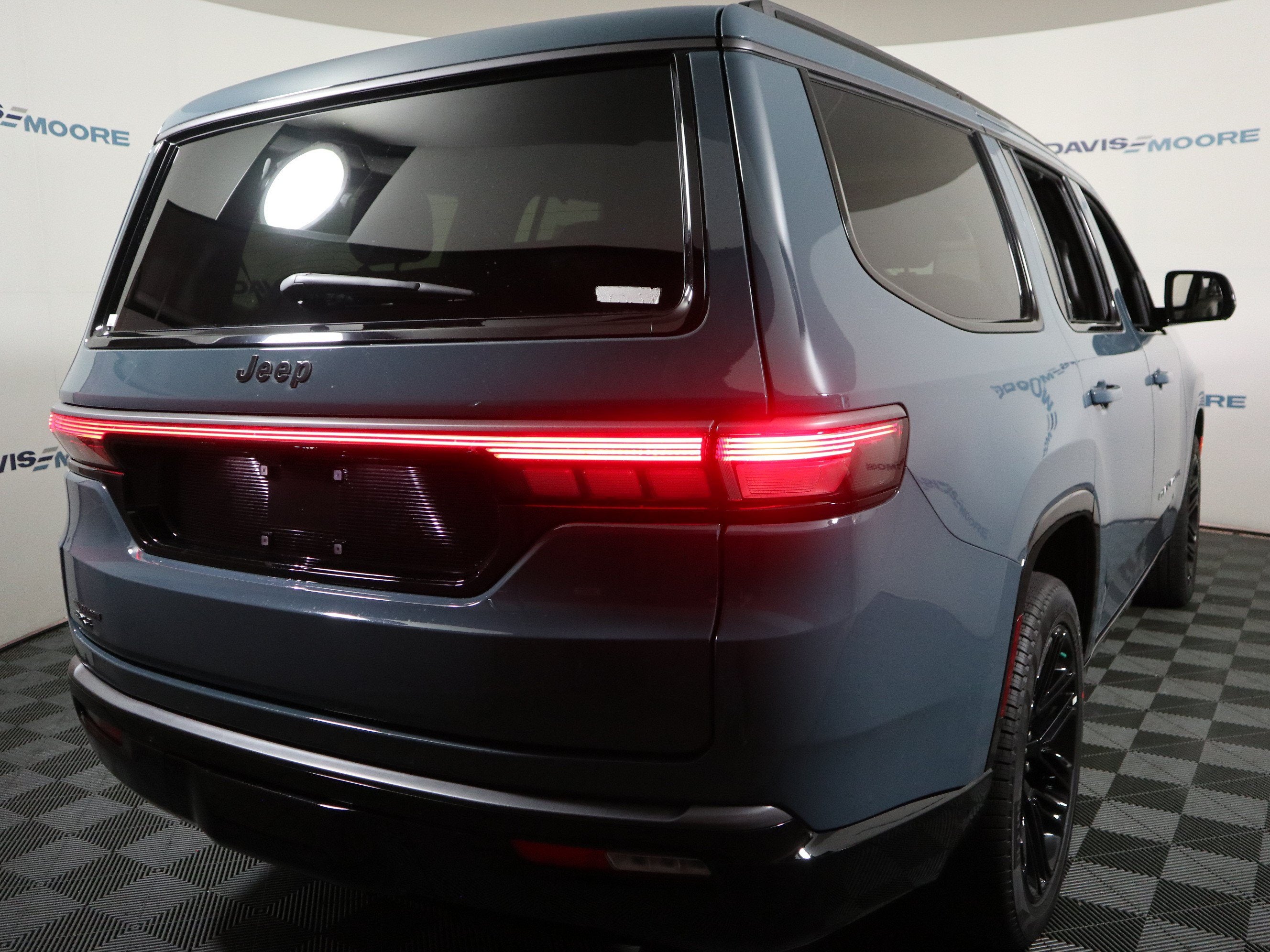 2026 Jeep Grand Wagoneer Limited Reserve 4x4