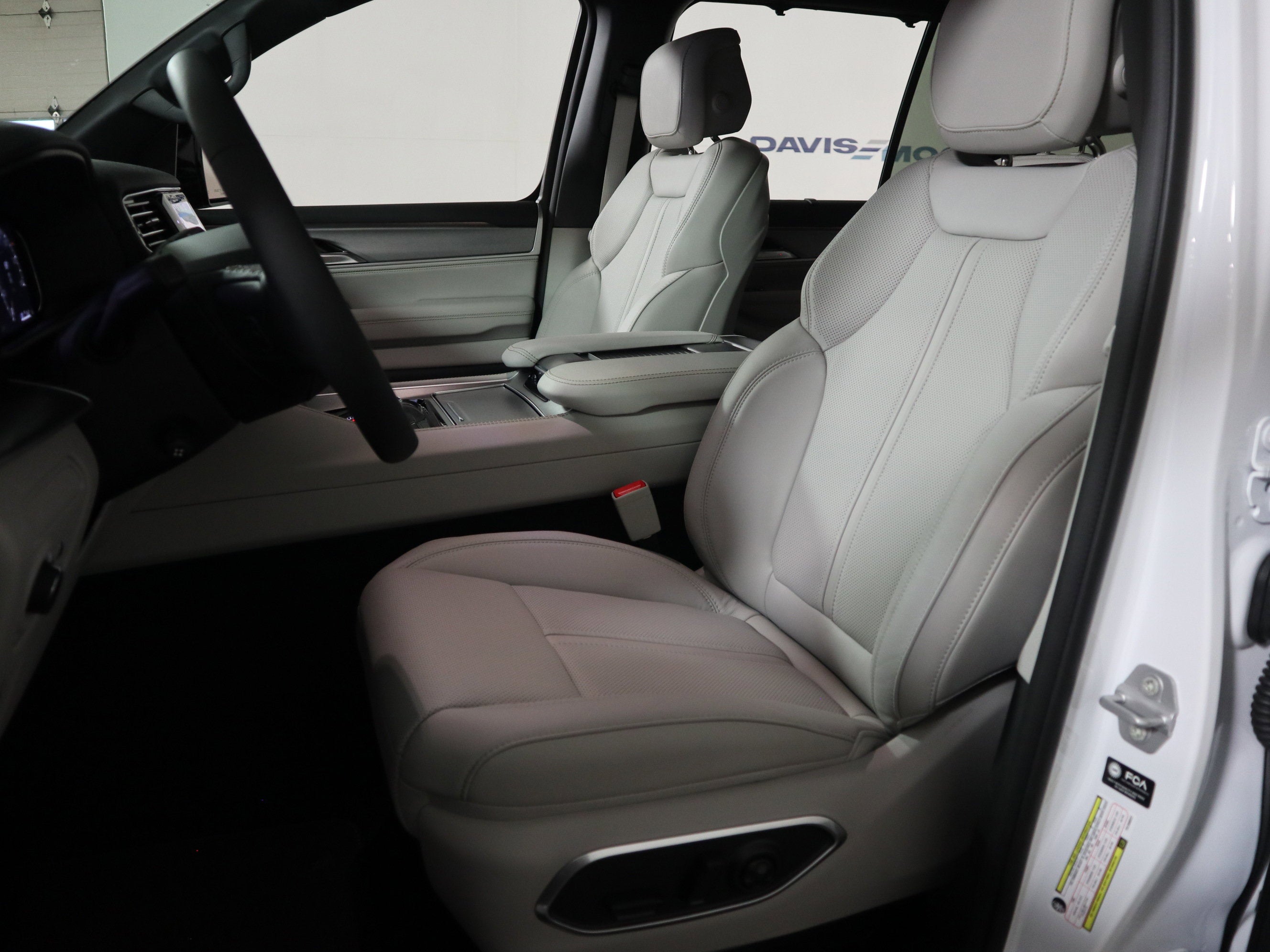 2026 Jeep Grand Wagoneer Limited Altitude 4x4