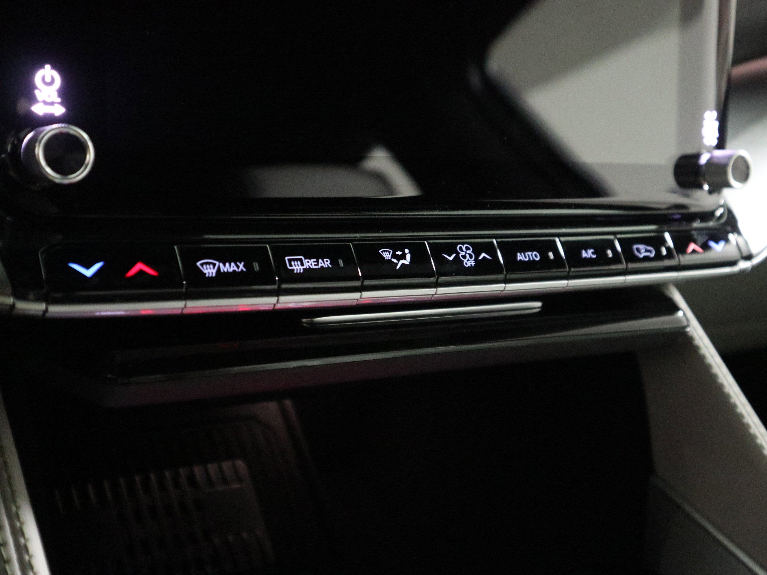 2026 Jeep Grand Wagoneer Limited Altitude 4x4