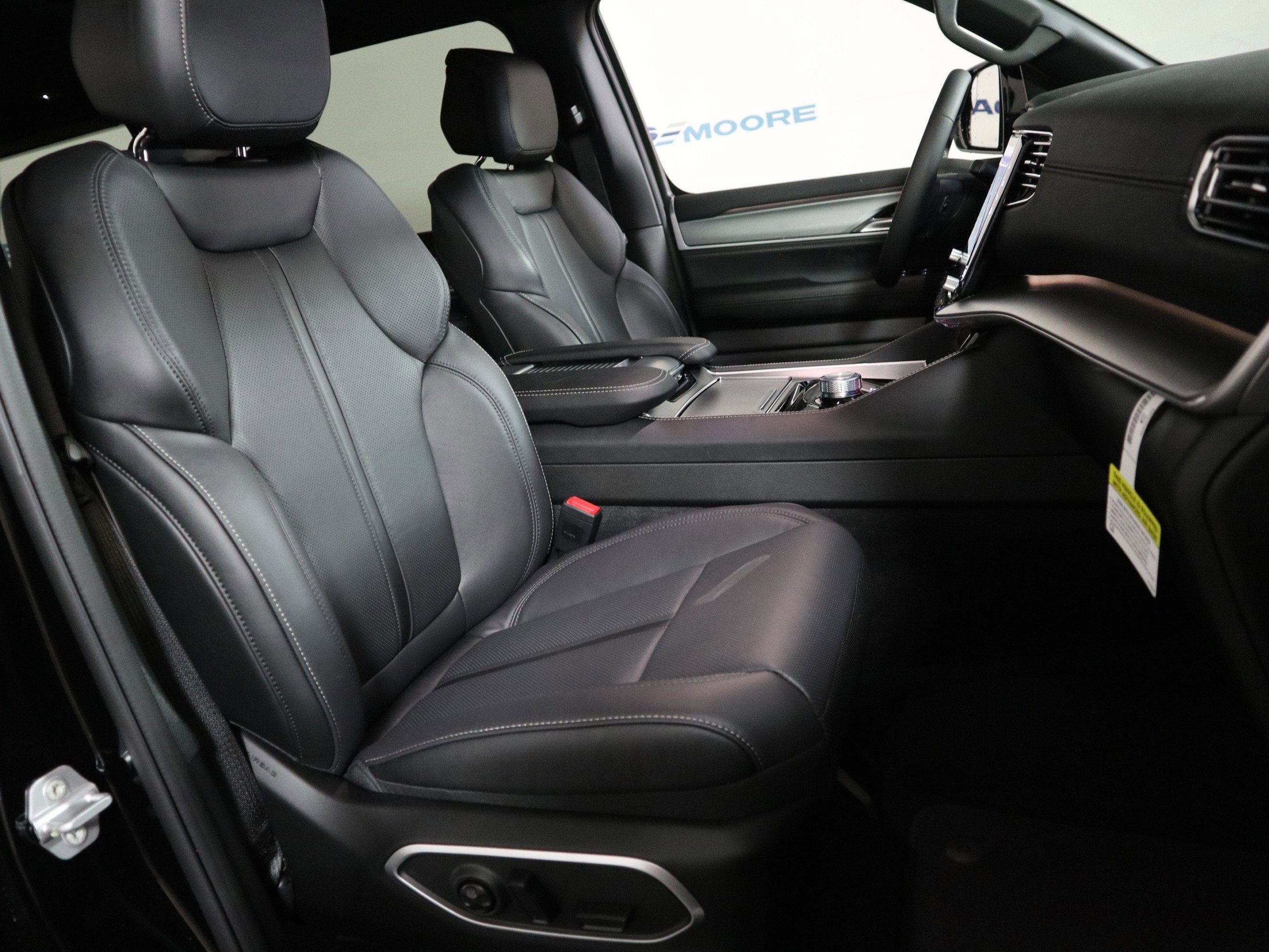 2026 Jeep Grand Wagoneer Limited Altitude 4x4