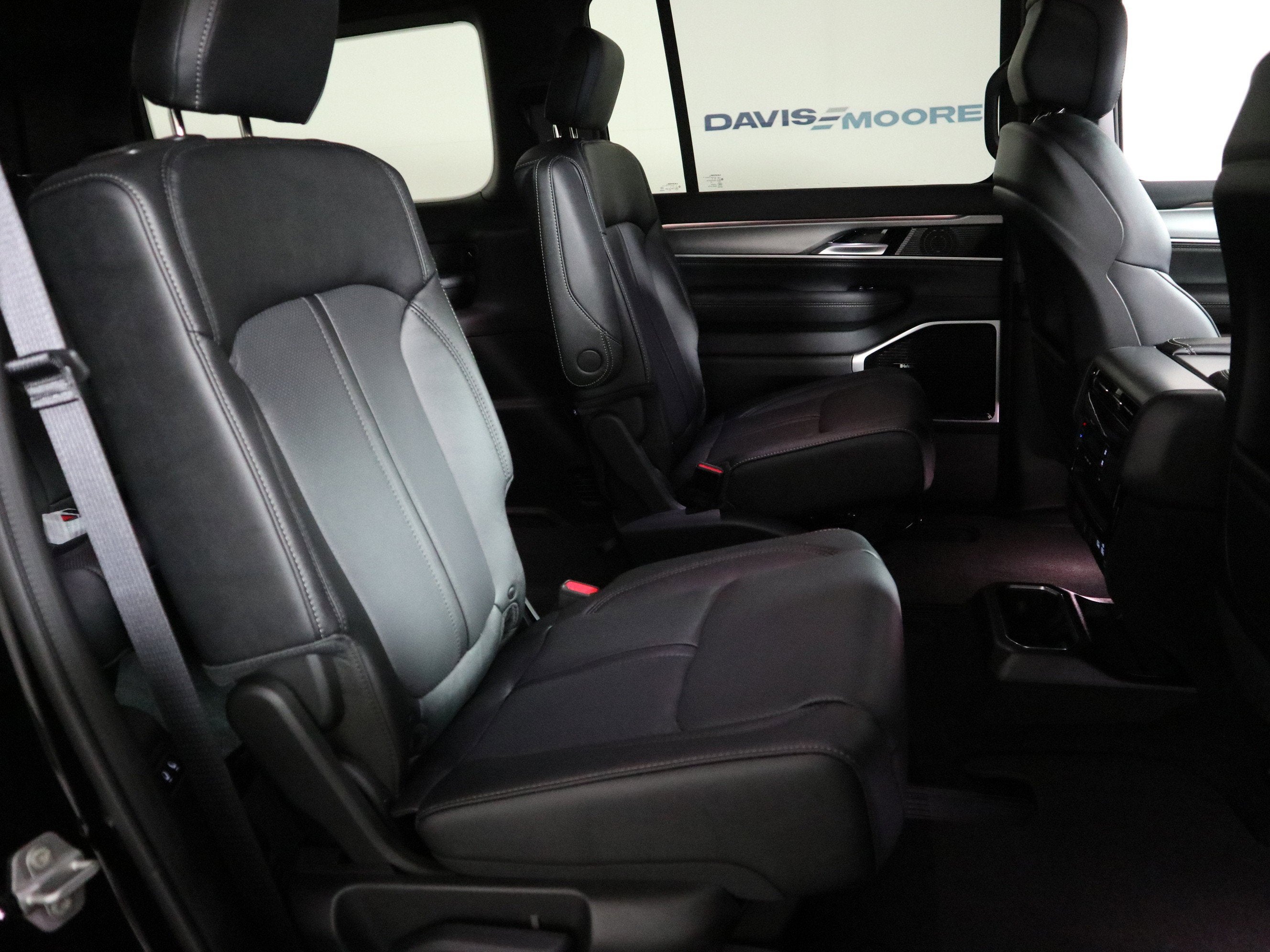 2026 Jeep Grand Wagoneer Limited Altitude 4x4