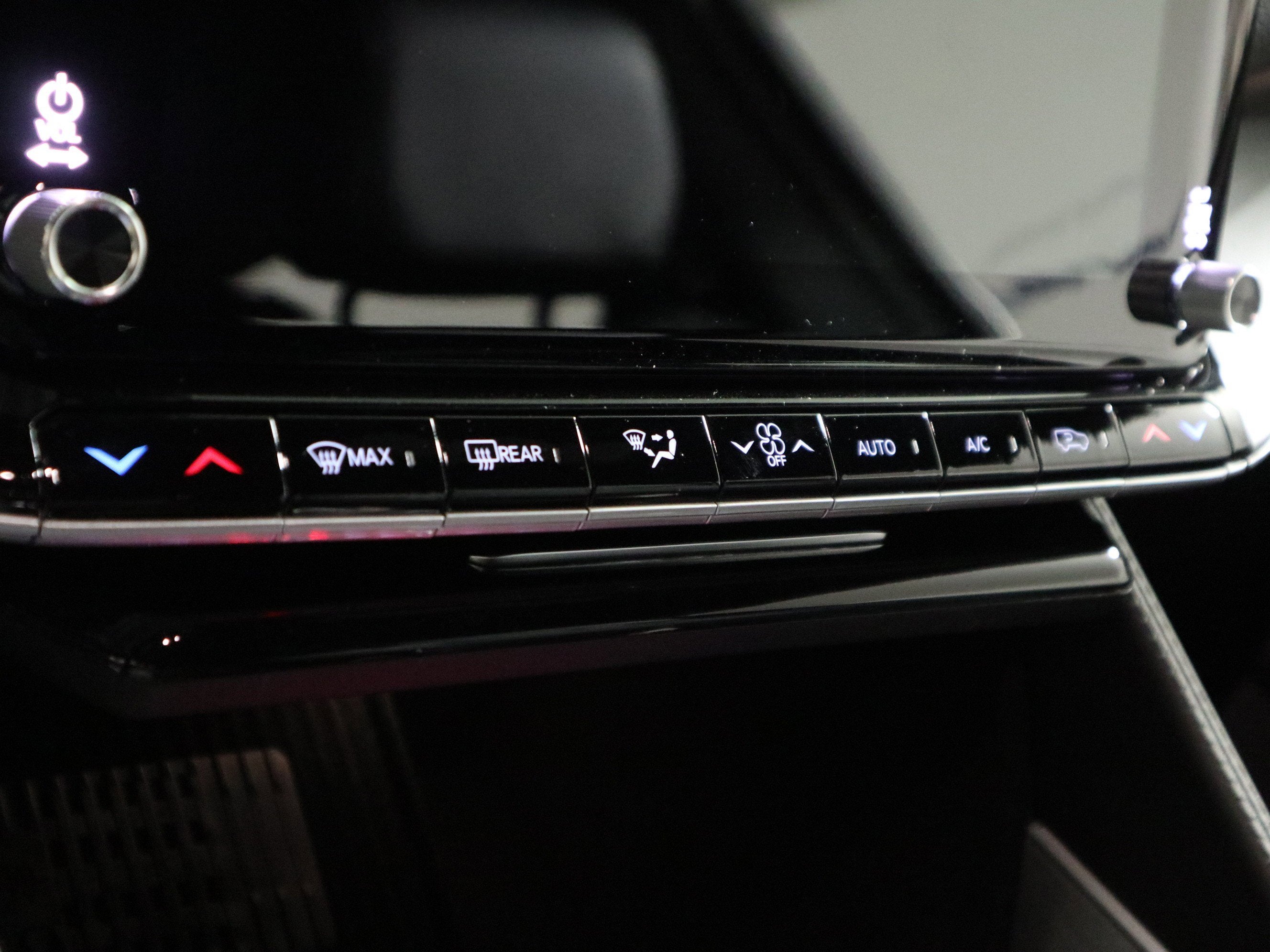 2026 Jeep Grand Wagoneer Limited Altitude 4x4