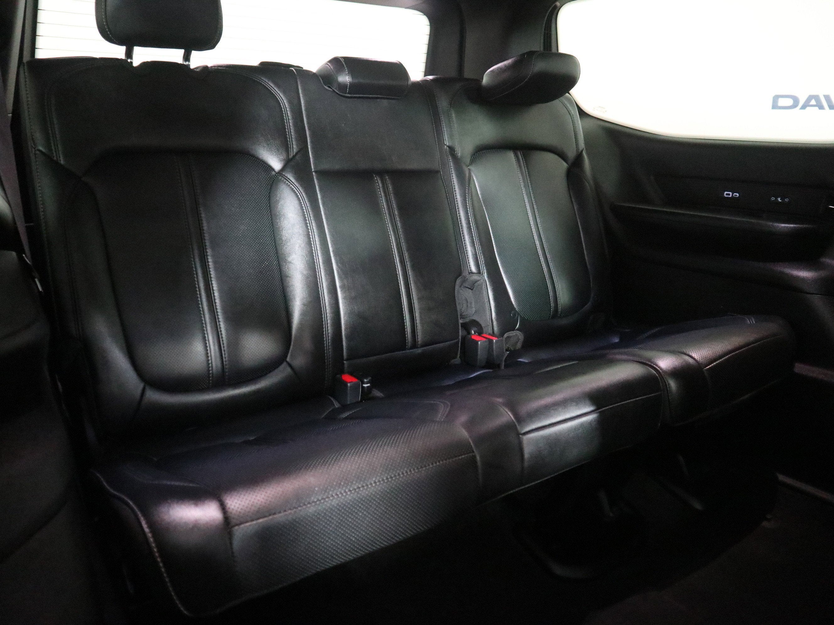 2022 Jeep Wagoneer Series II Carbide 4x4