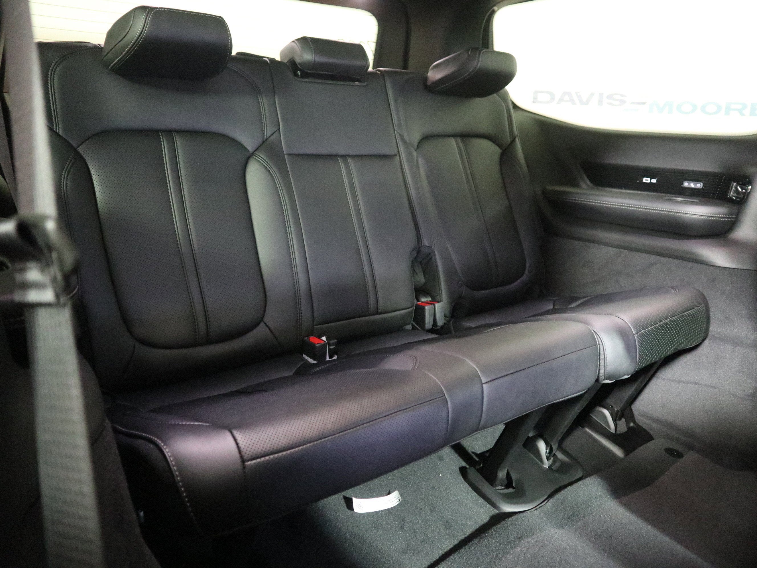 2026 Jeep Grand Wagoneer Summit Obsidian 4x4