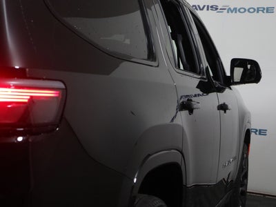 2026 Jeep Grand Wagoneer Summit Obsidian 4x4