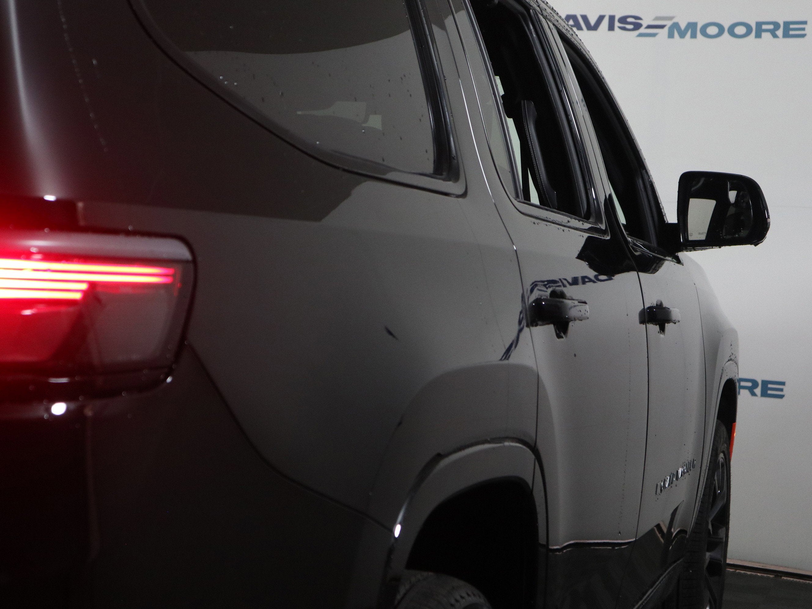 2026 Jeep Grand Wagoneer Summit Obsidian 4x4