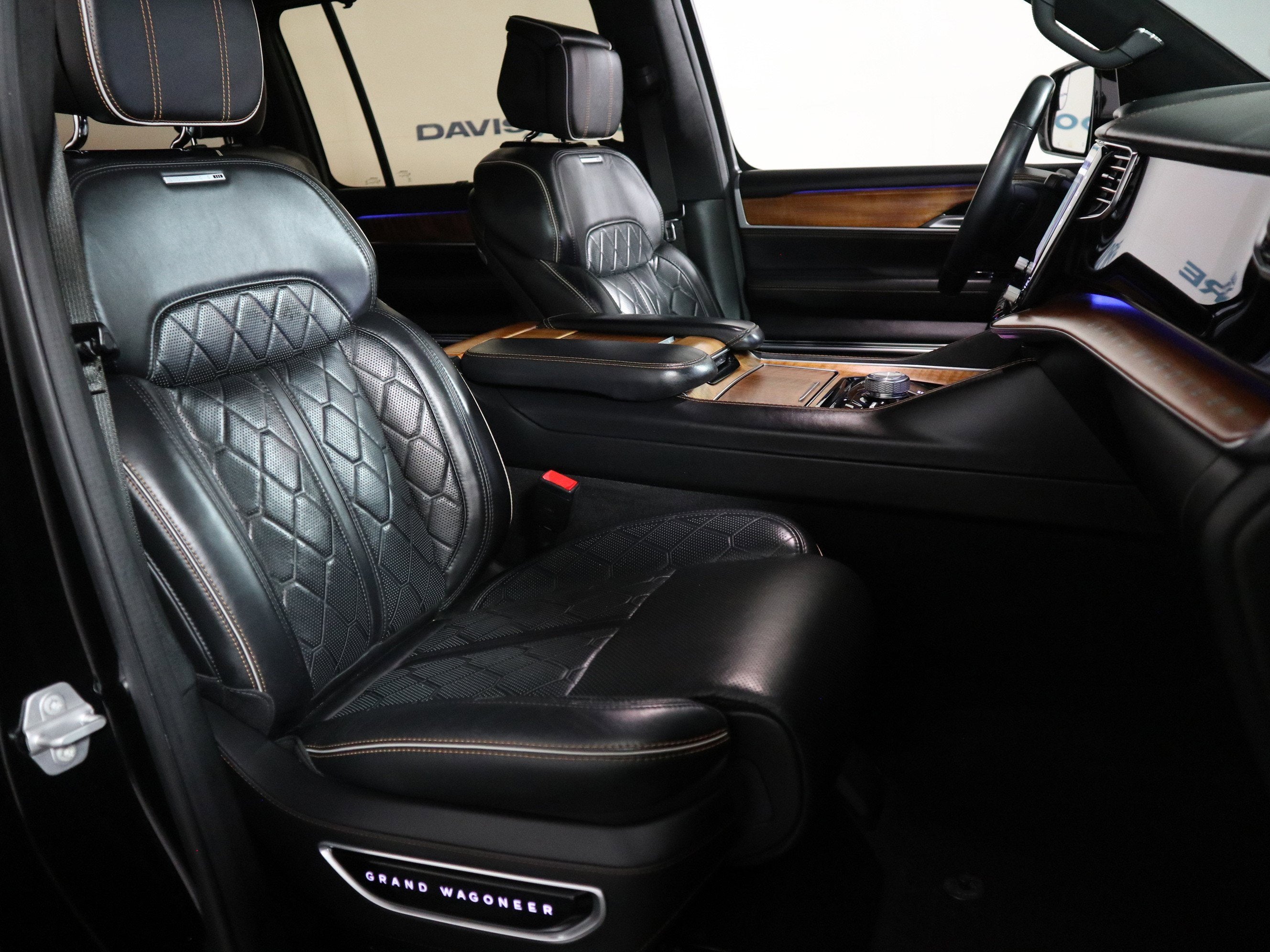 2023 Jeep Grand Wagoneer Series III 4x4