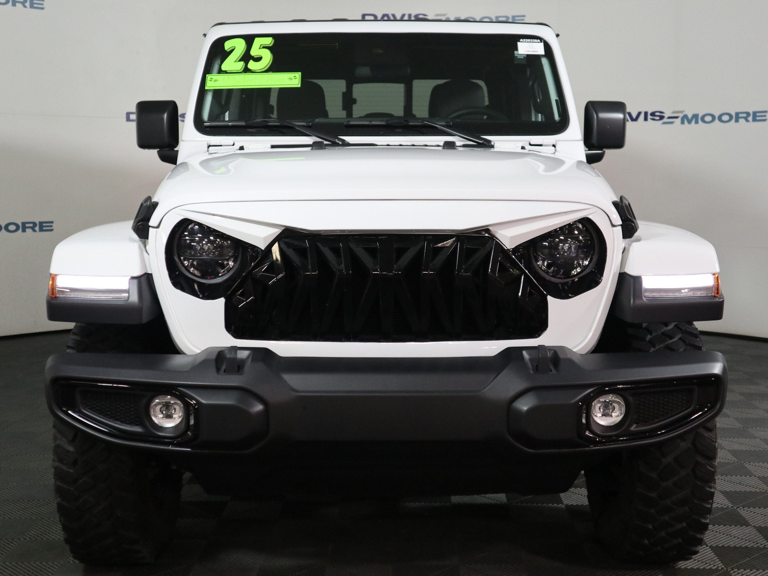 2025 Jeep Gladiator Willys 4x4