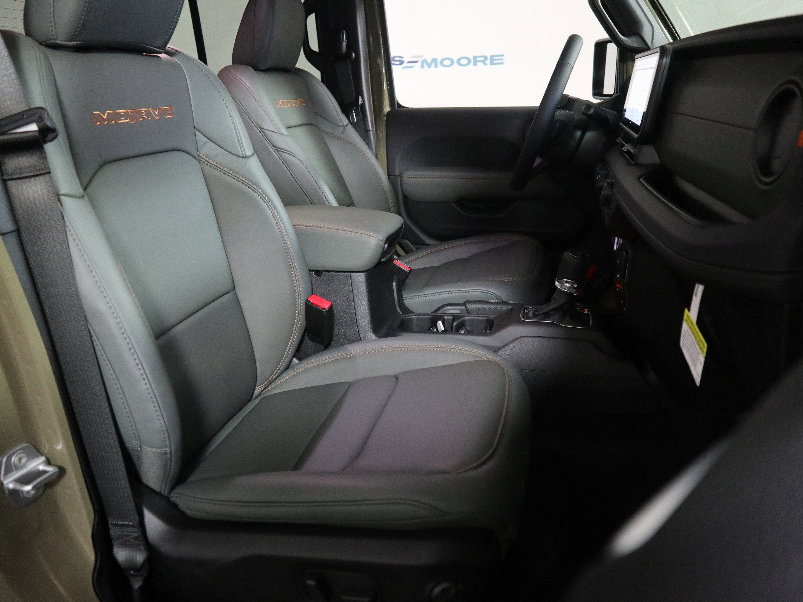 2026 Jeep Gladiator Mojave 4x4