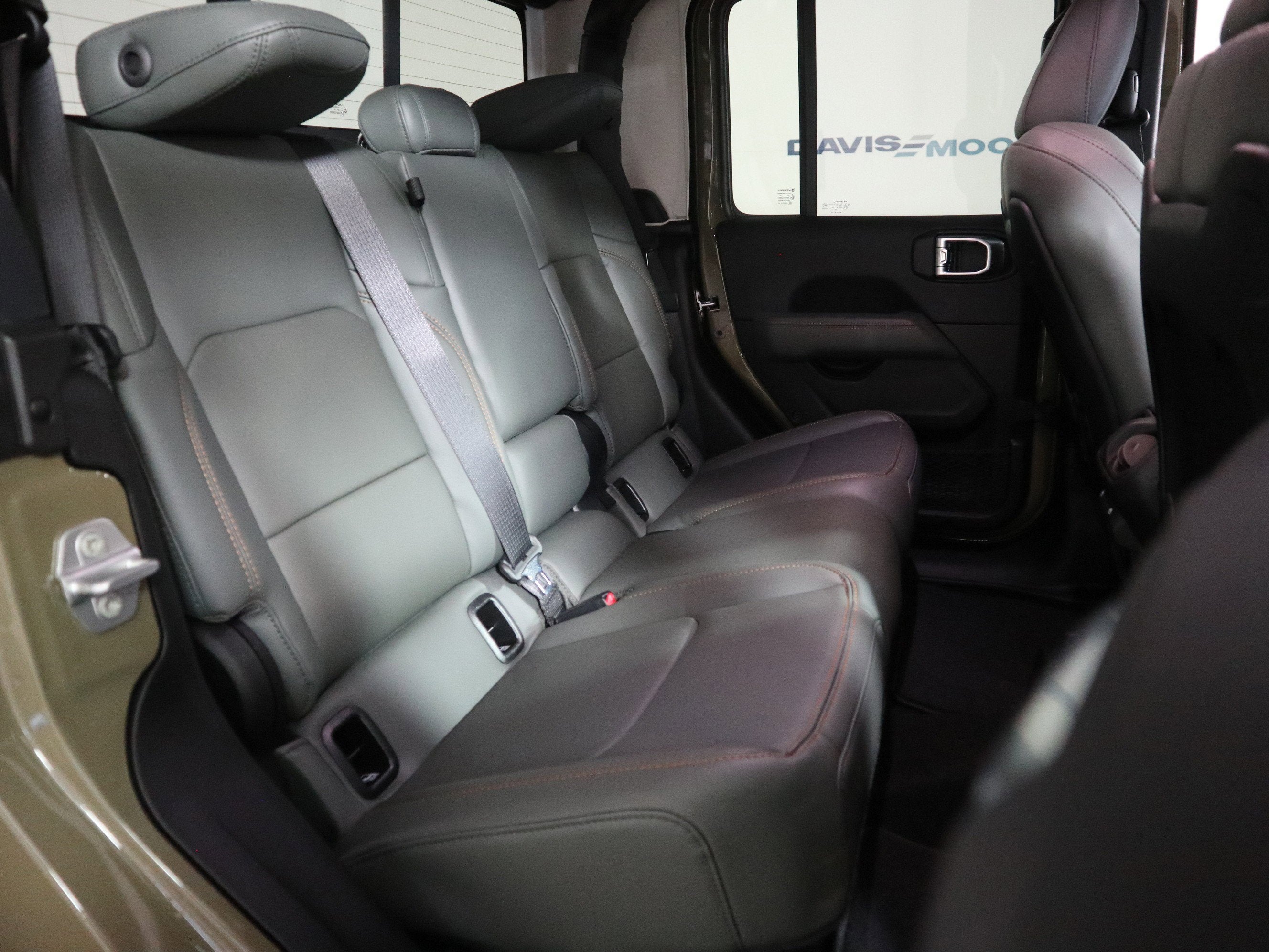 2026 Jeep Gladiator Mojave 4x4