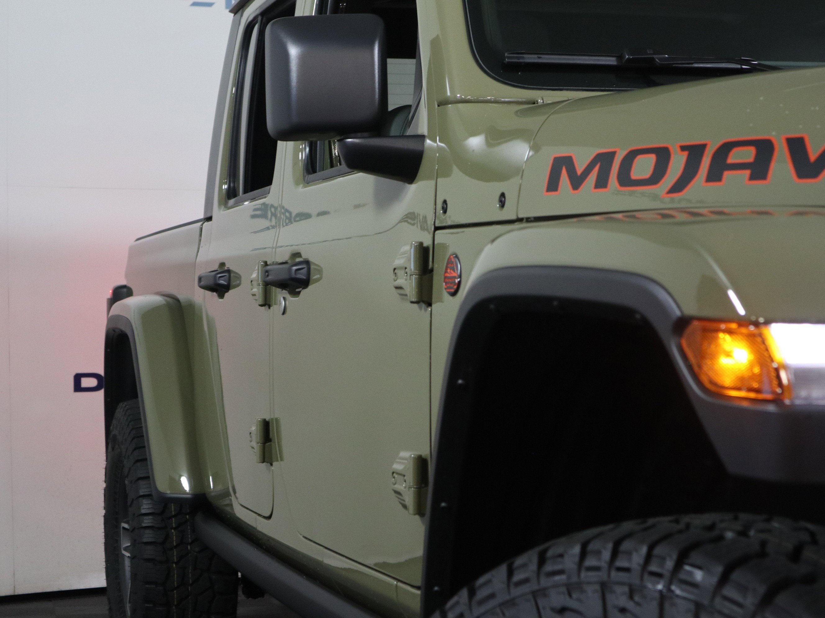 2026 Jeep Gladiator Mojave 4x4