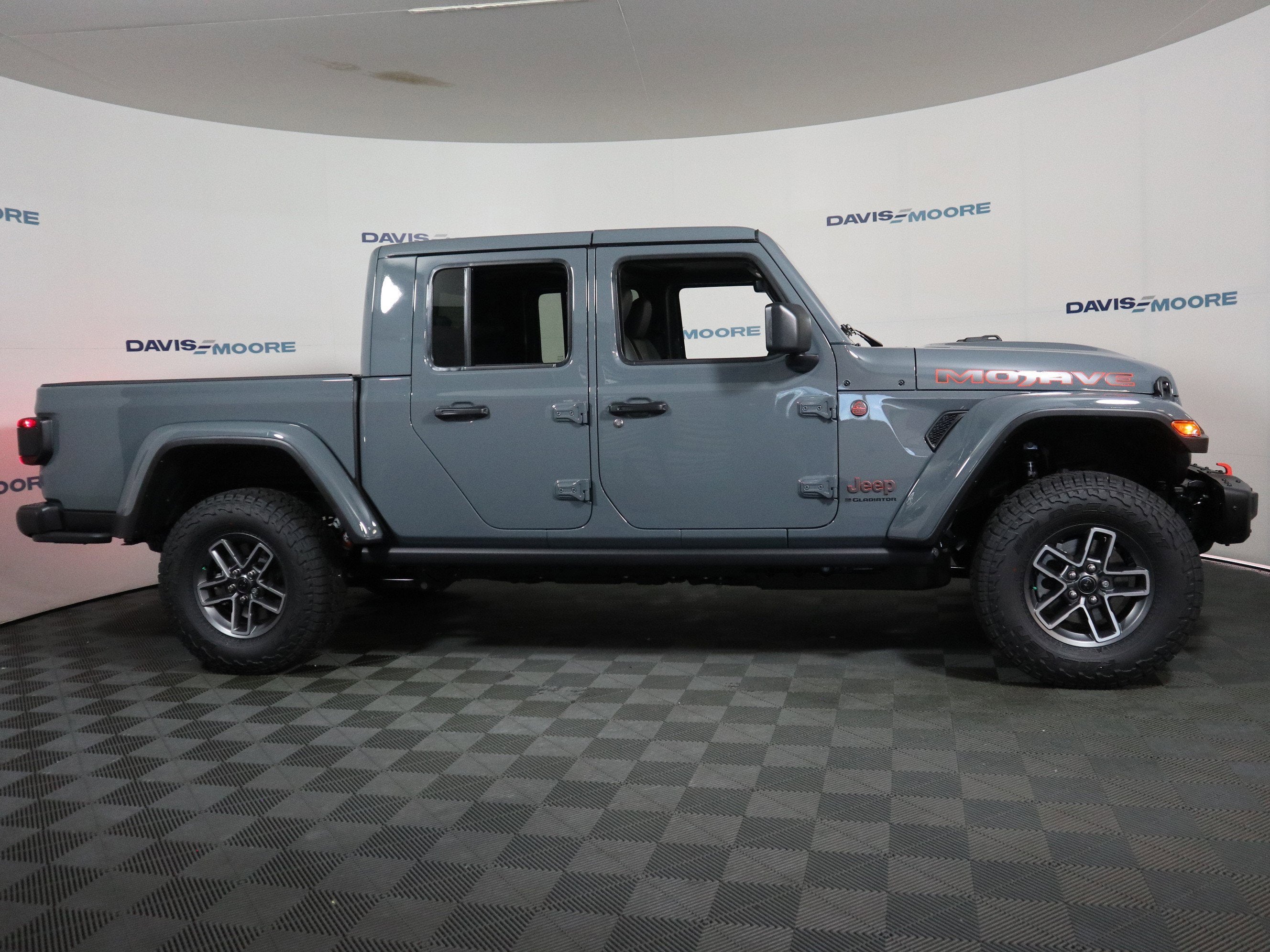 2026 Jeep Gladiator Mojave X 4x4