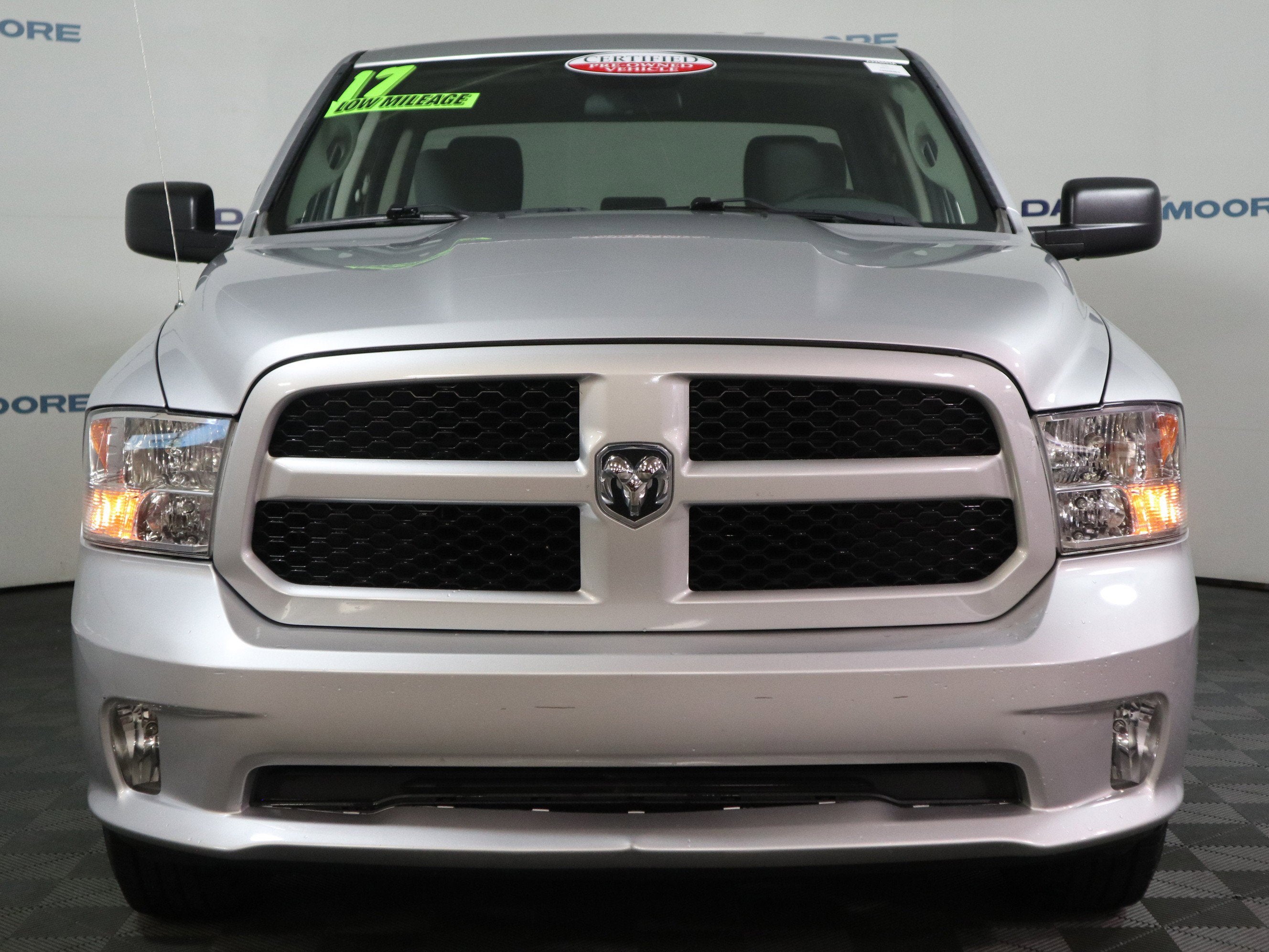 2017 RAM 1500 Express Crew Cab