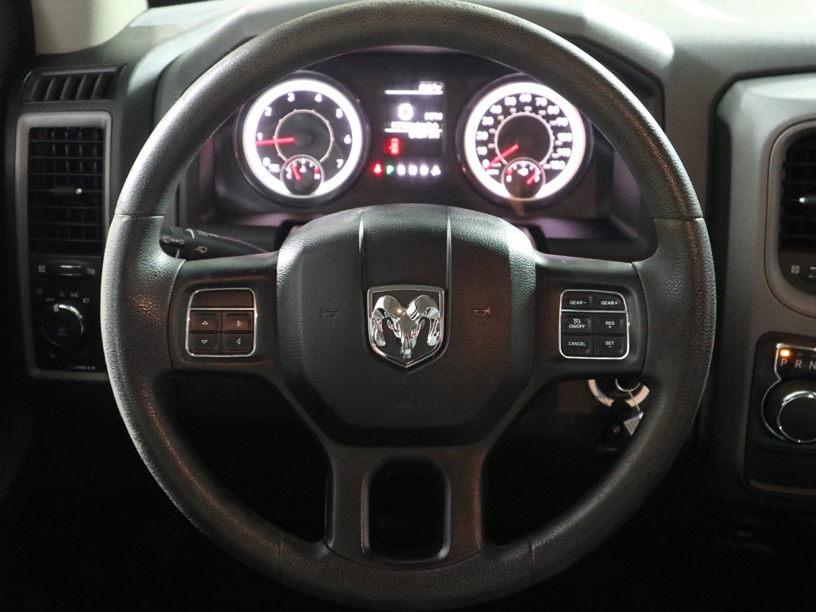 2017 RAM 1500 Express Crew Cab