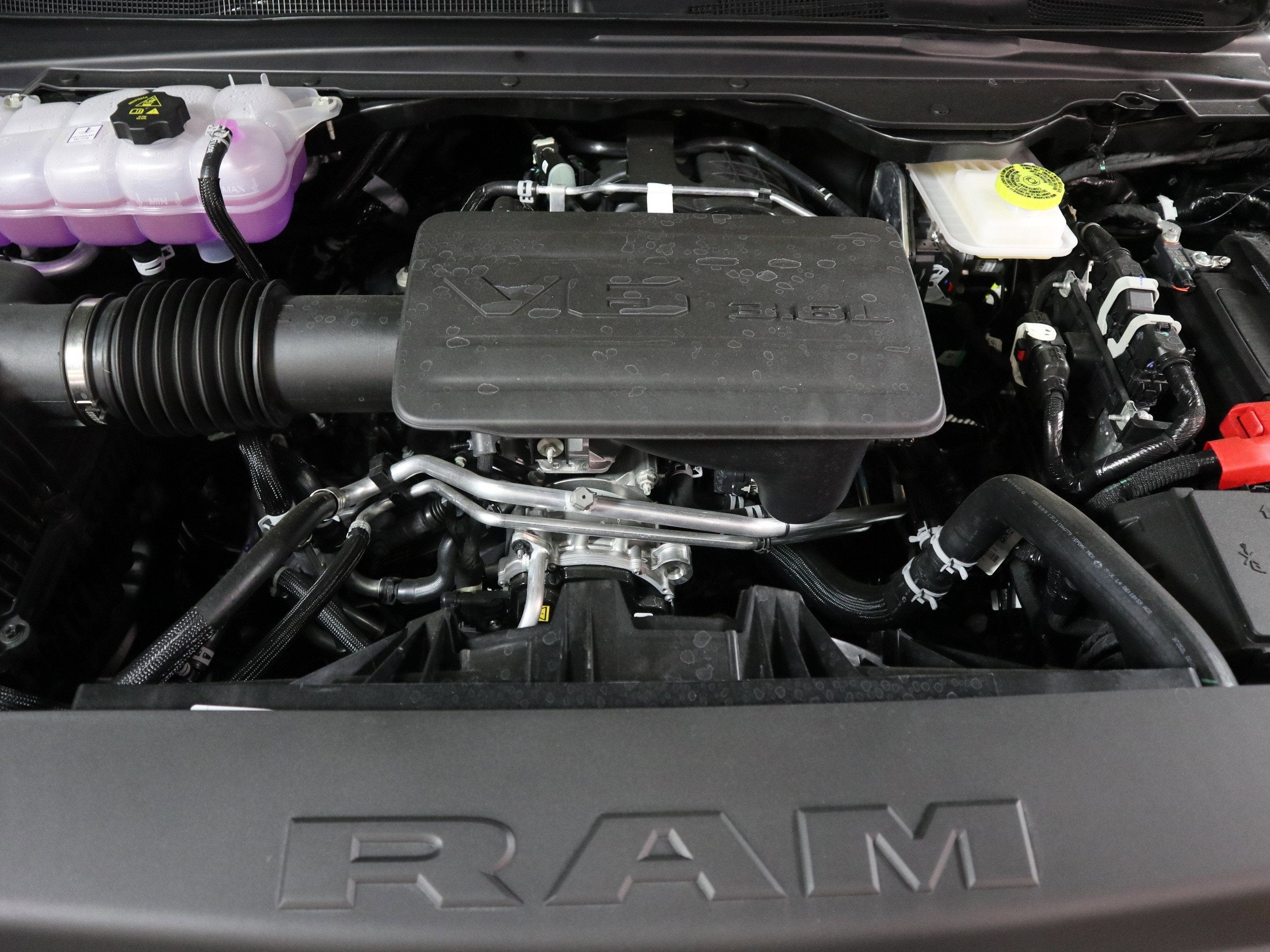 2026 RAM 1500 Express Quad Cab 4x4
