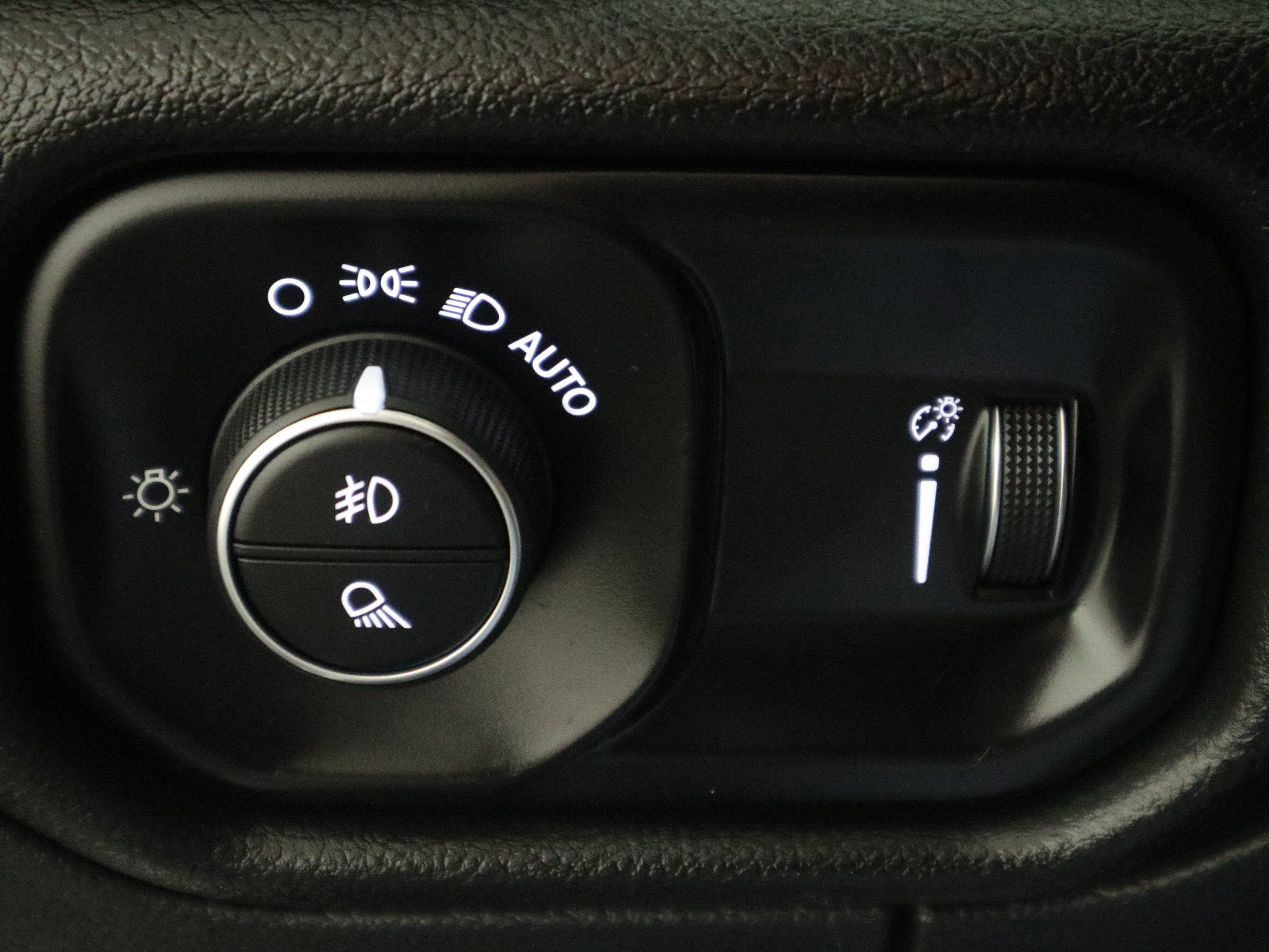 2023 RAM 1500 Big Horn Crew Cab 4x4