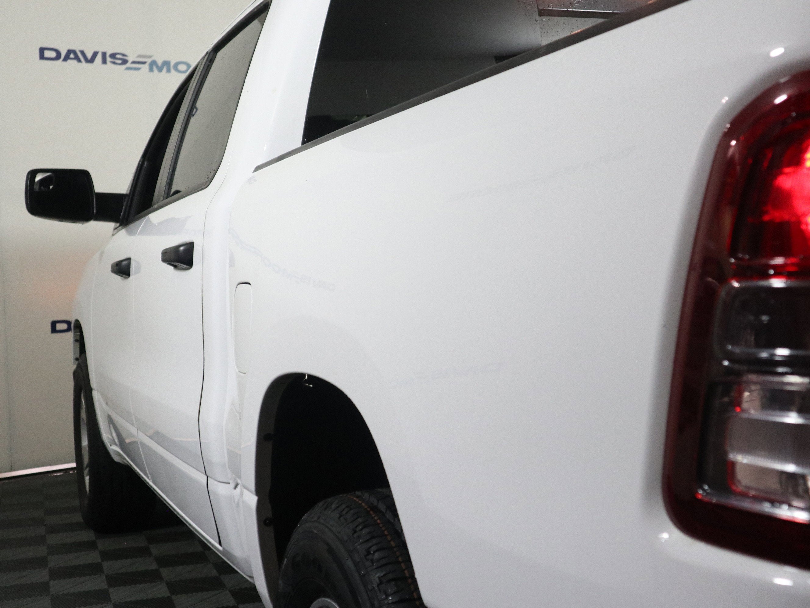 2024 RAM 1500 Tradesman Crew Cab 4x4