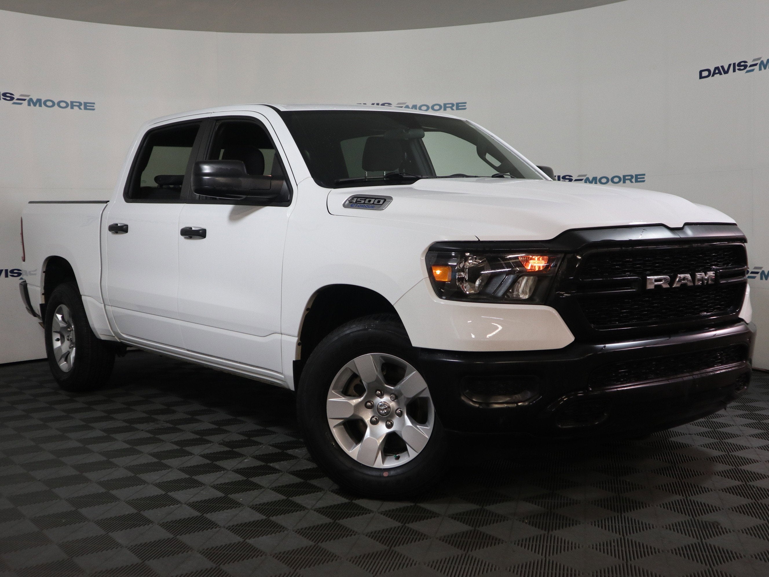 2024 RAM 1500 Tradesman Crew Cab 4x4