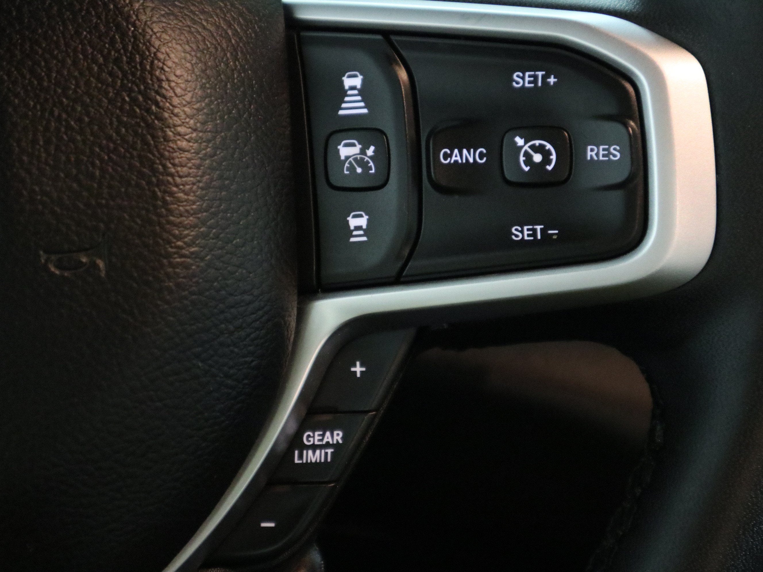 2025 RAM 1500 Lone Star Crew Cab 4x4