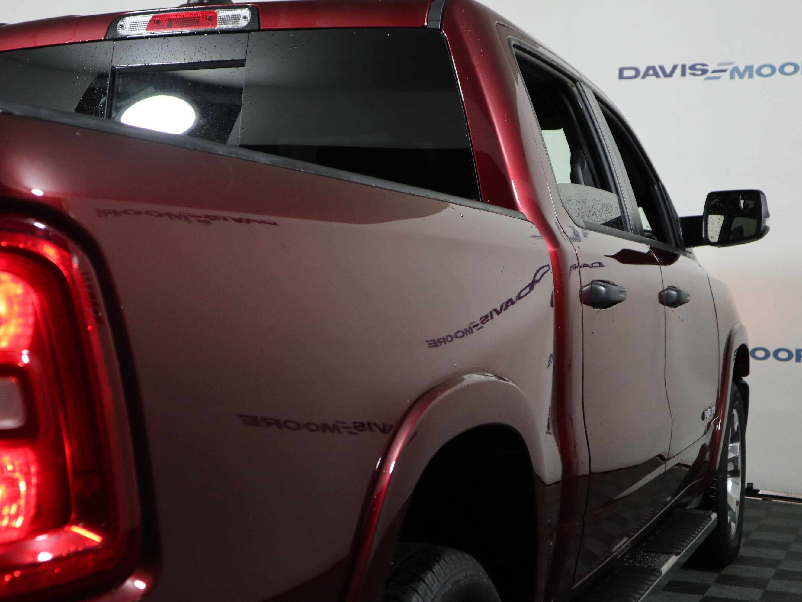 2025 RAM 1500 Lone Star Crew Cab 4x4