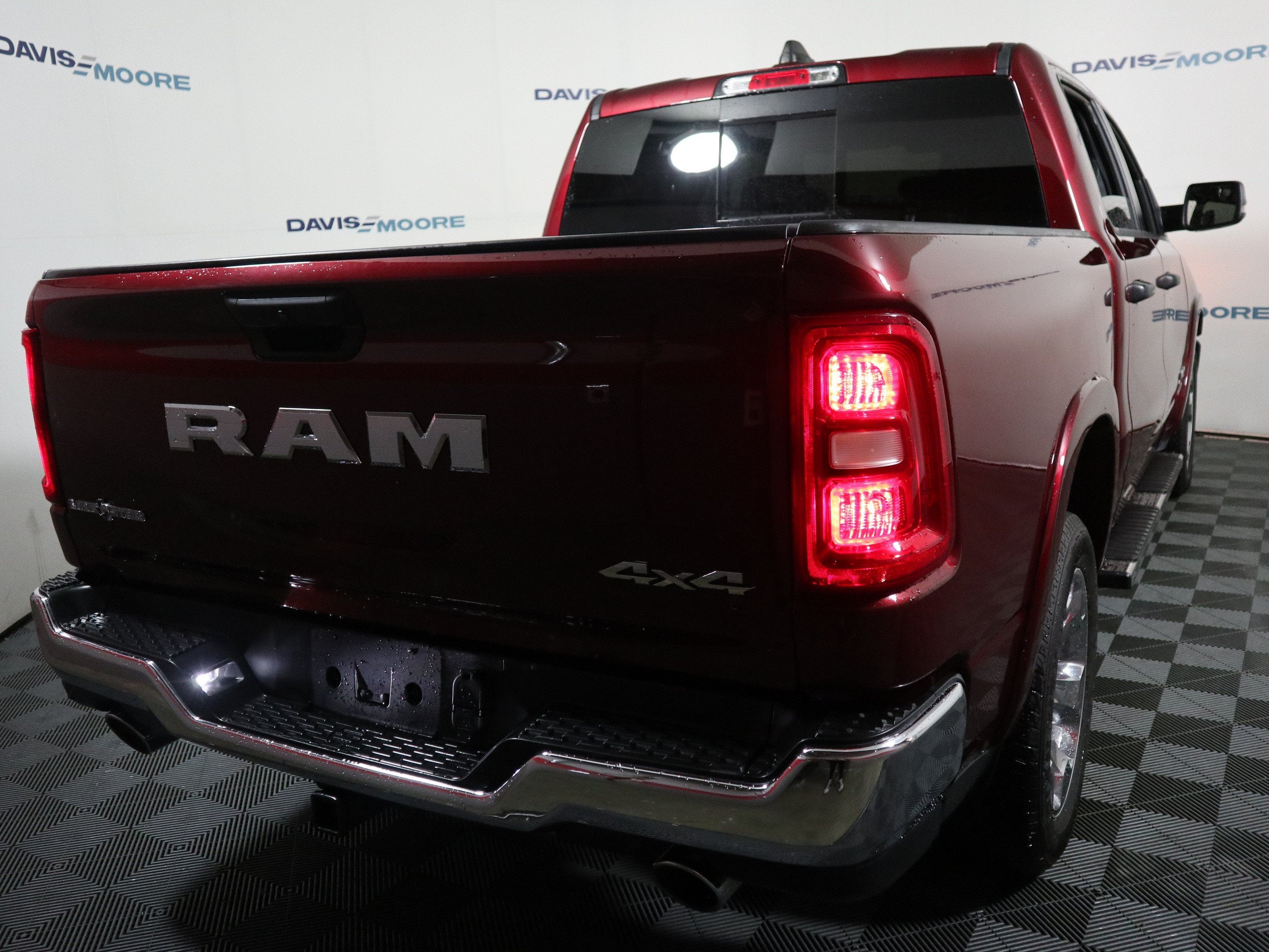 2025 RAM 1500 Lone Star Crew Cab 4x4