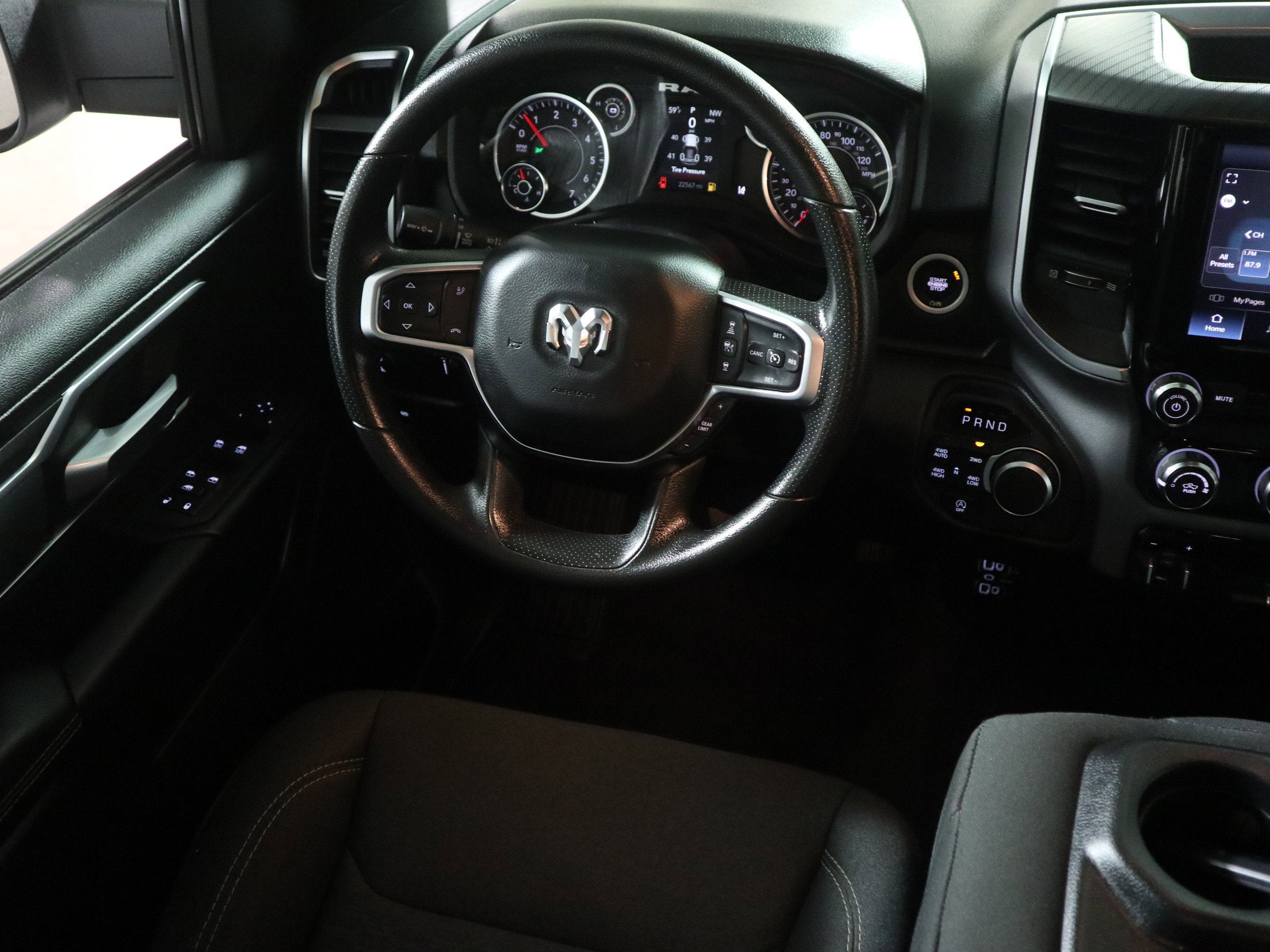 2025 RAM 1500 Big Horn Crew Cab 4x4