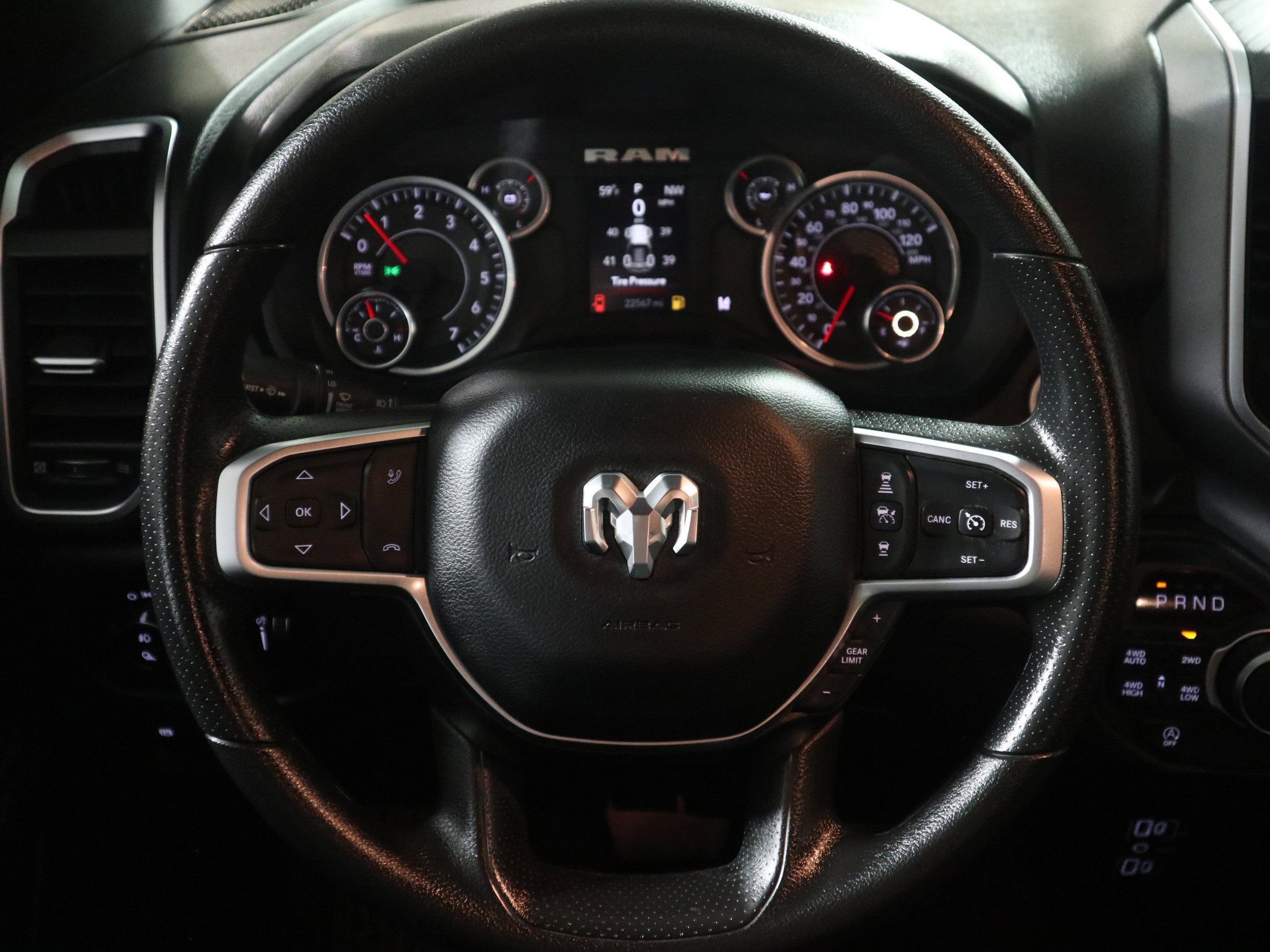 2025 RAM 1500 Big Horn Crew Cab 4x4