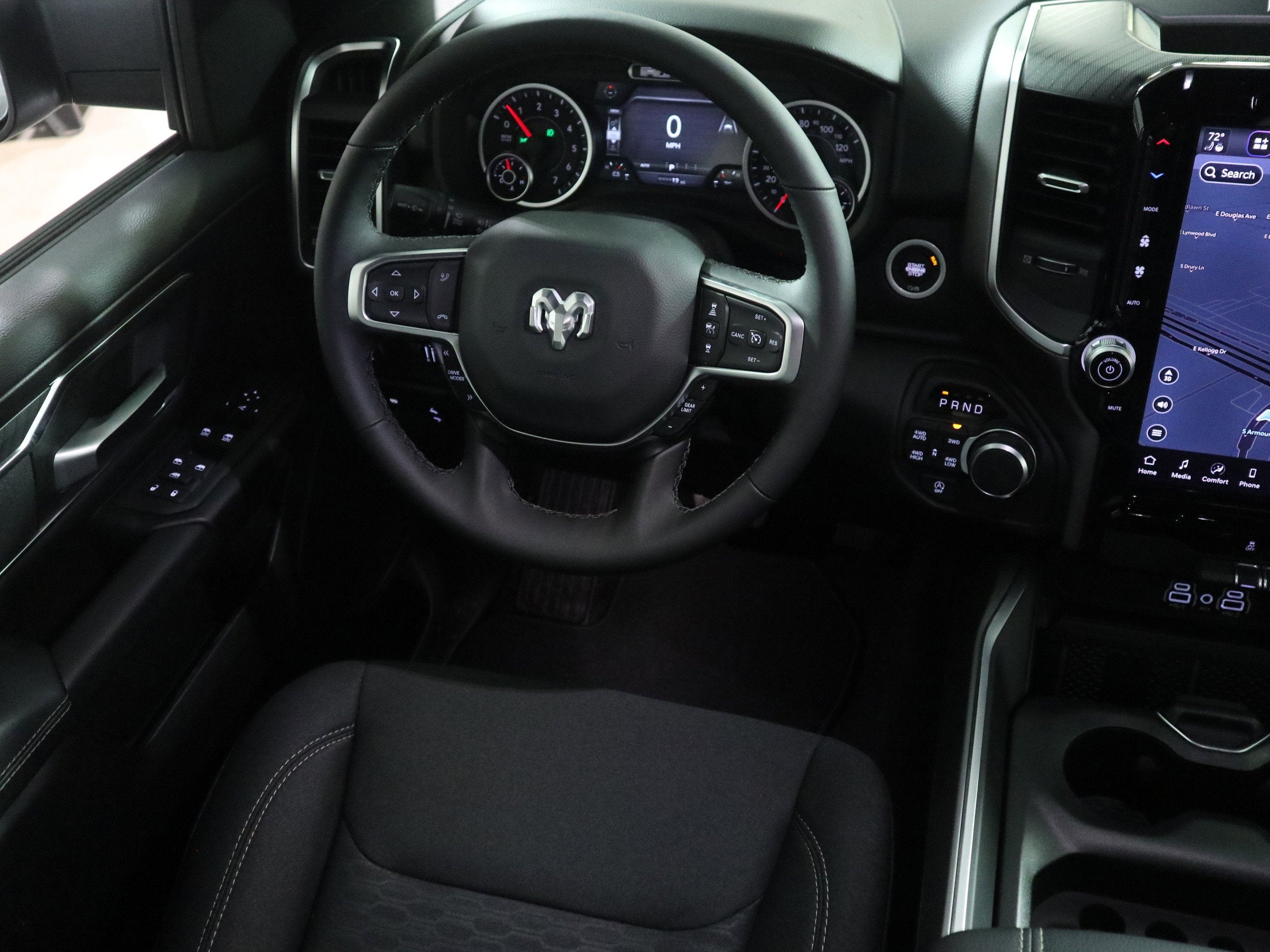 2026 RAM 1500 Big Horn Crew Cab 4x4