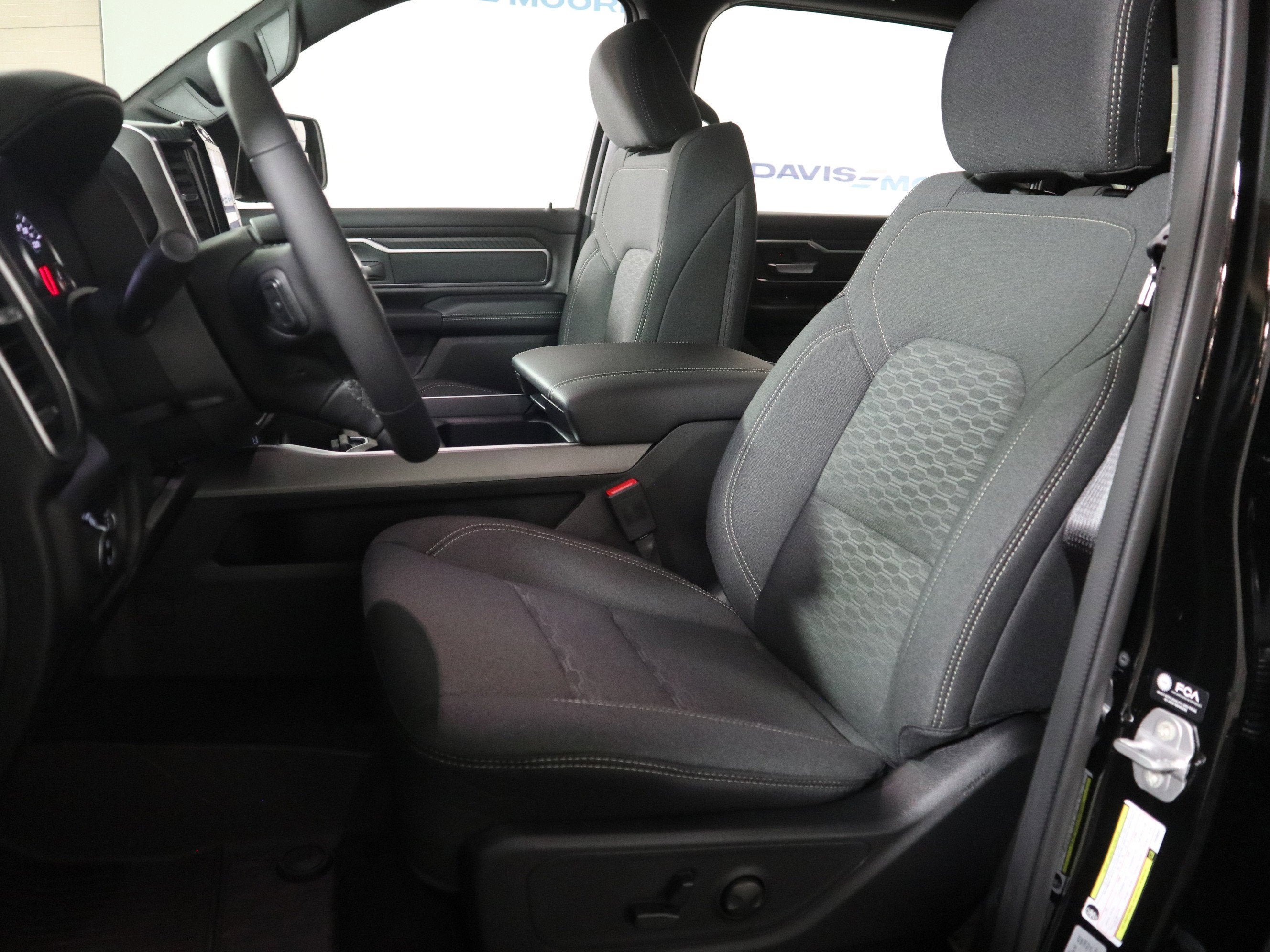 2026 RAM 1500 Big Horn Crew Cab 4x4