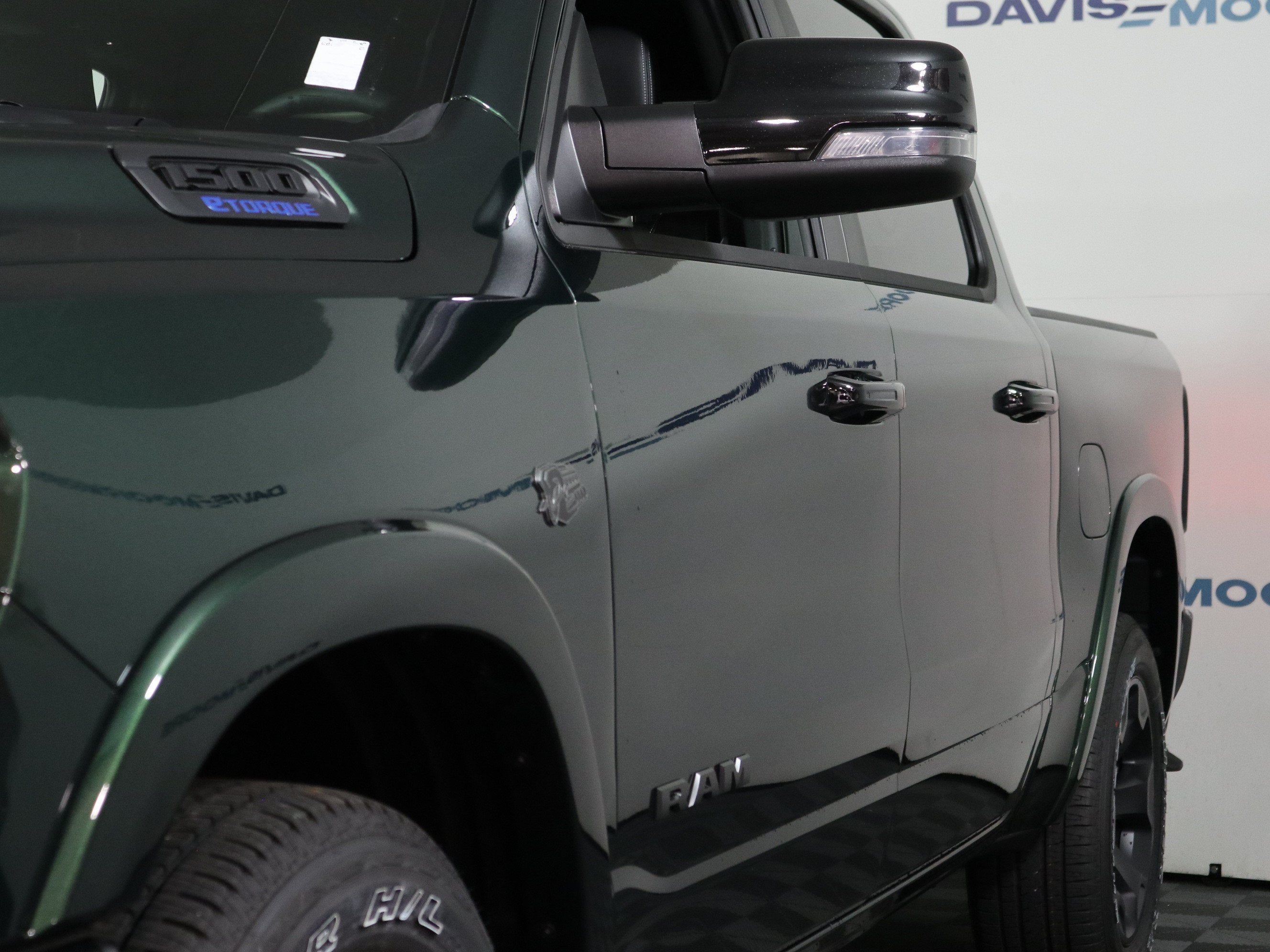 2027 RAM 1500 Big Horn Crew Cab 4x4