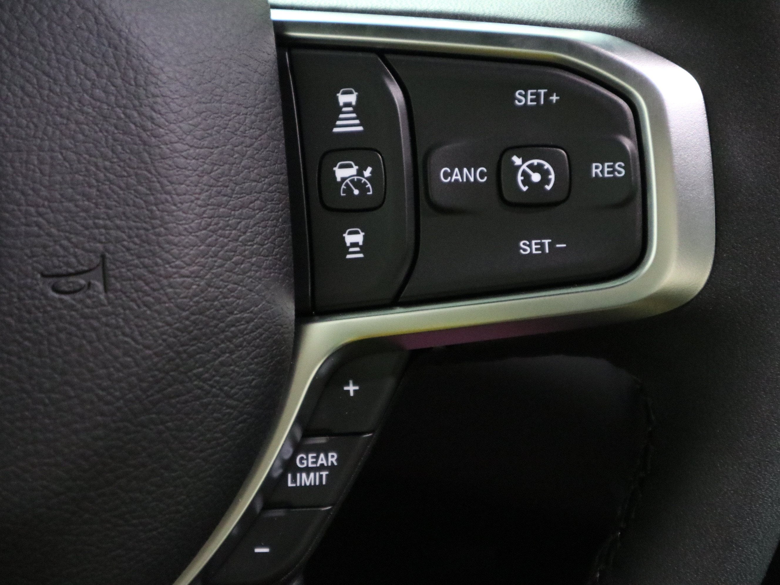 2027 RAM 1500 Big Horn Crew Cab 4x4