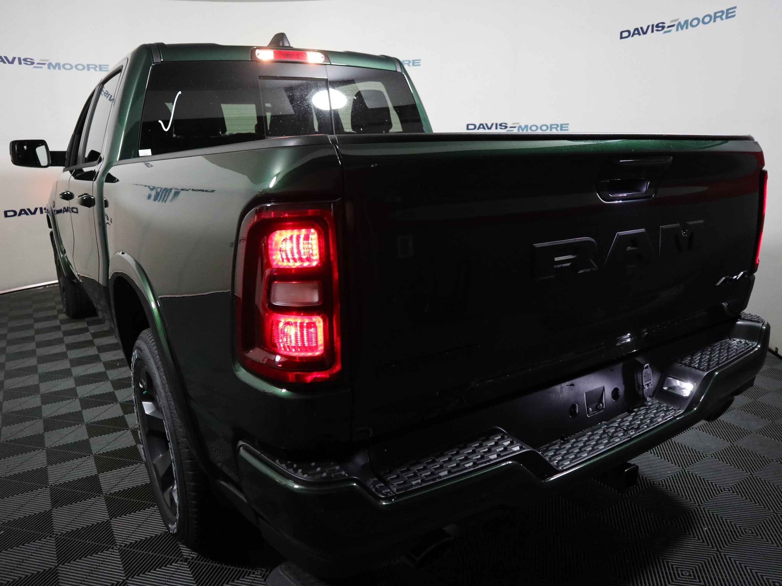 2027 RAM 1500 Big Horn Crew Cab 4x4