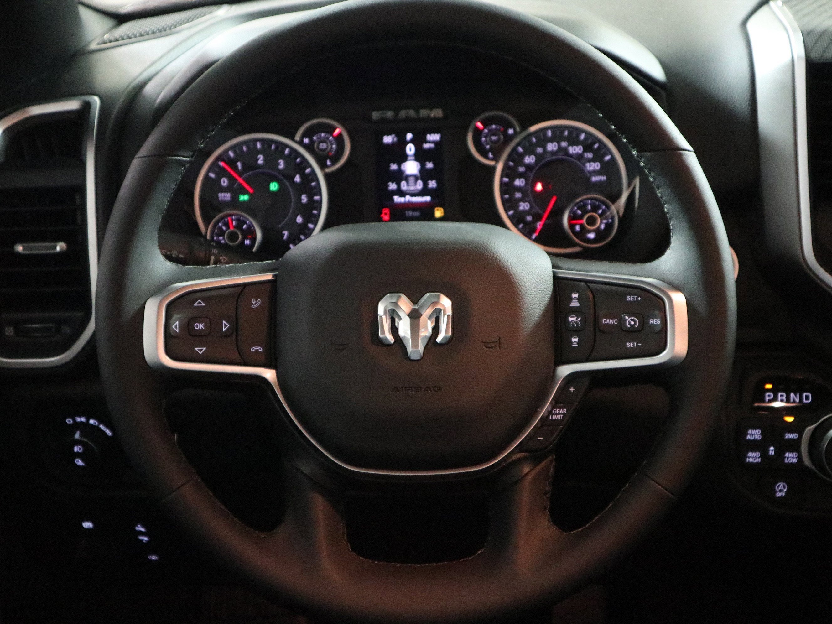 2026 RAM 1500 Big Horn Crew Cab 4x4