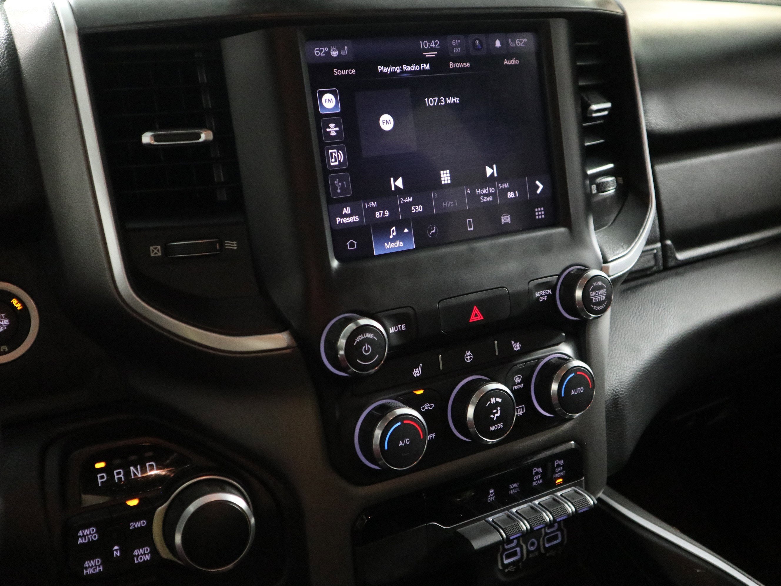2022 RAM 1500 Big Horn Crew Cab 4x4