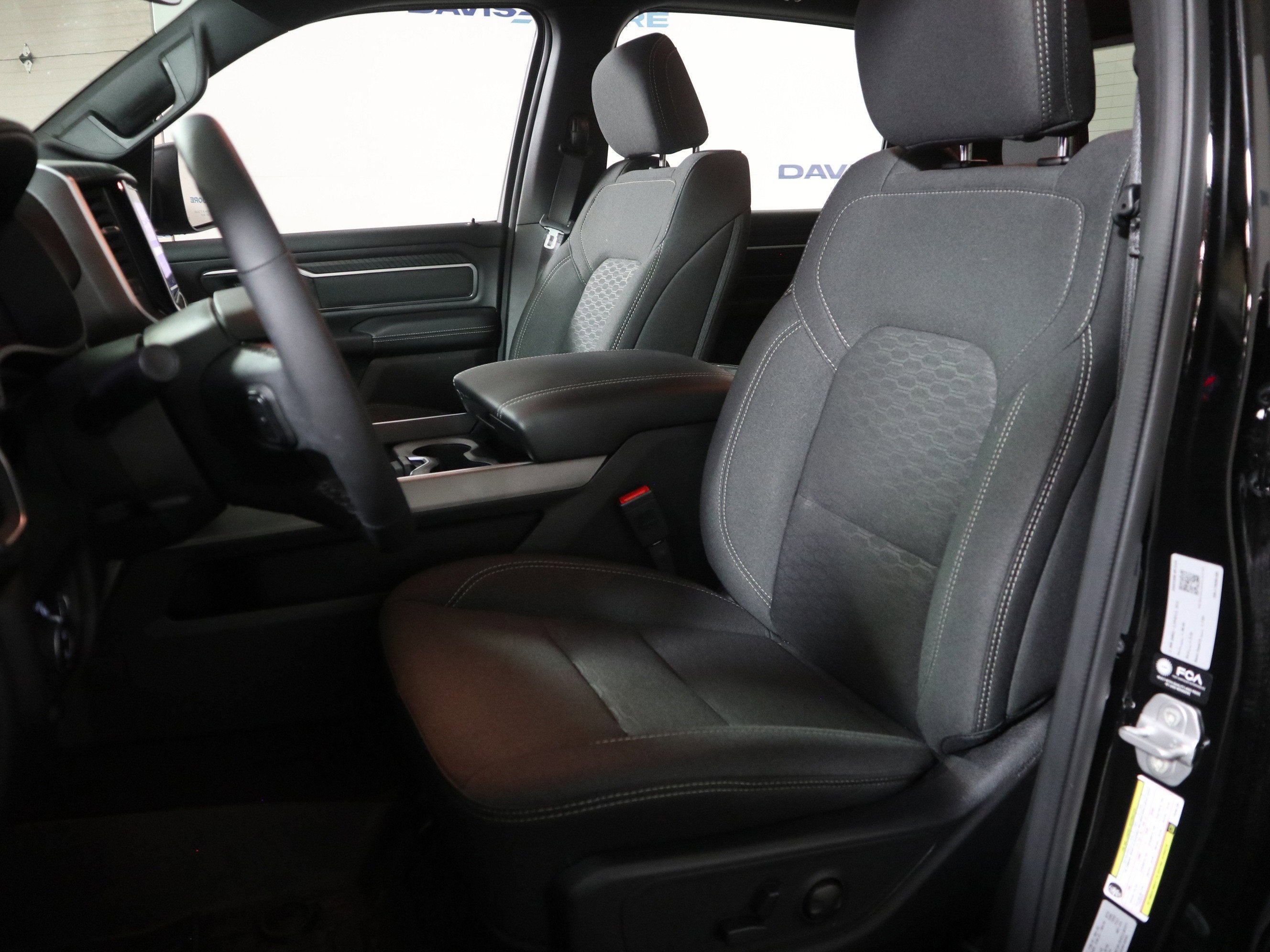 2026 RAM 1500 Big Horn Crew Cab 4x4