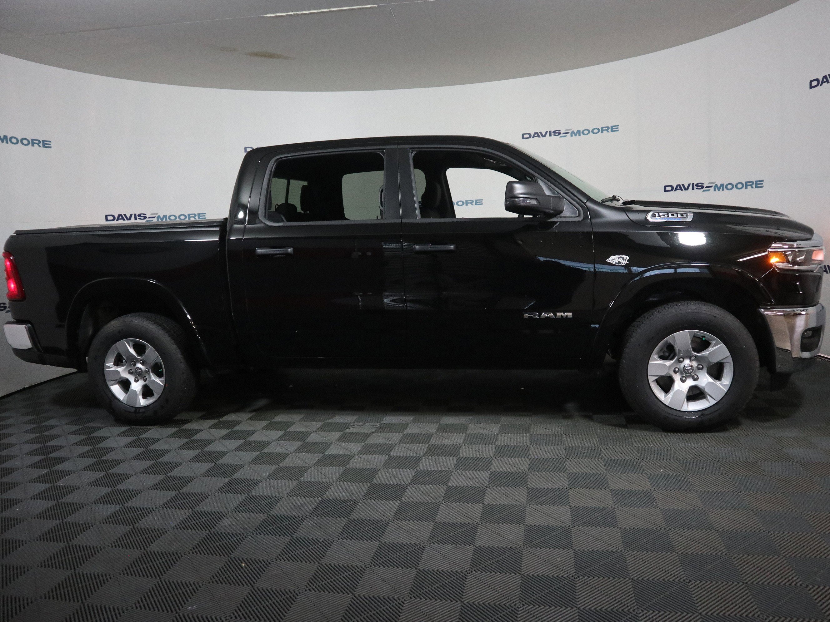 2026 RAM 1500 Big Horn Crew Cab 4x4