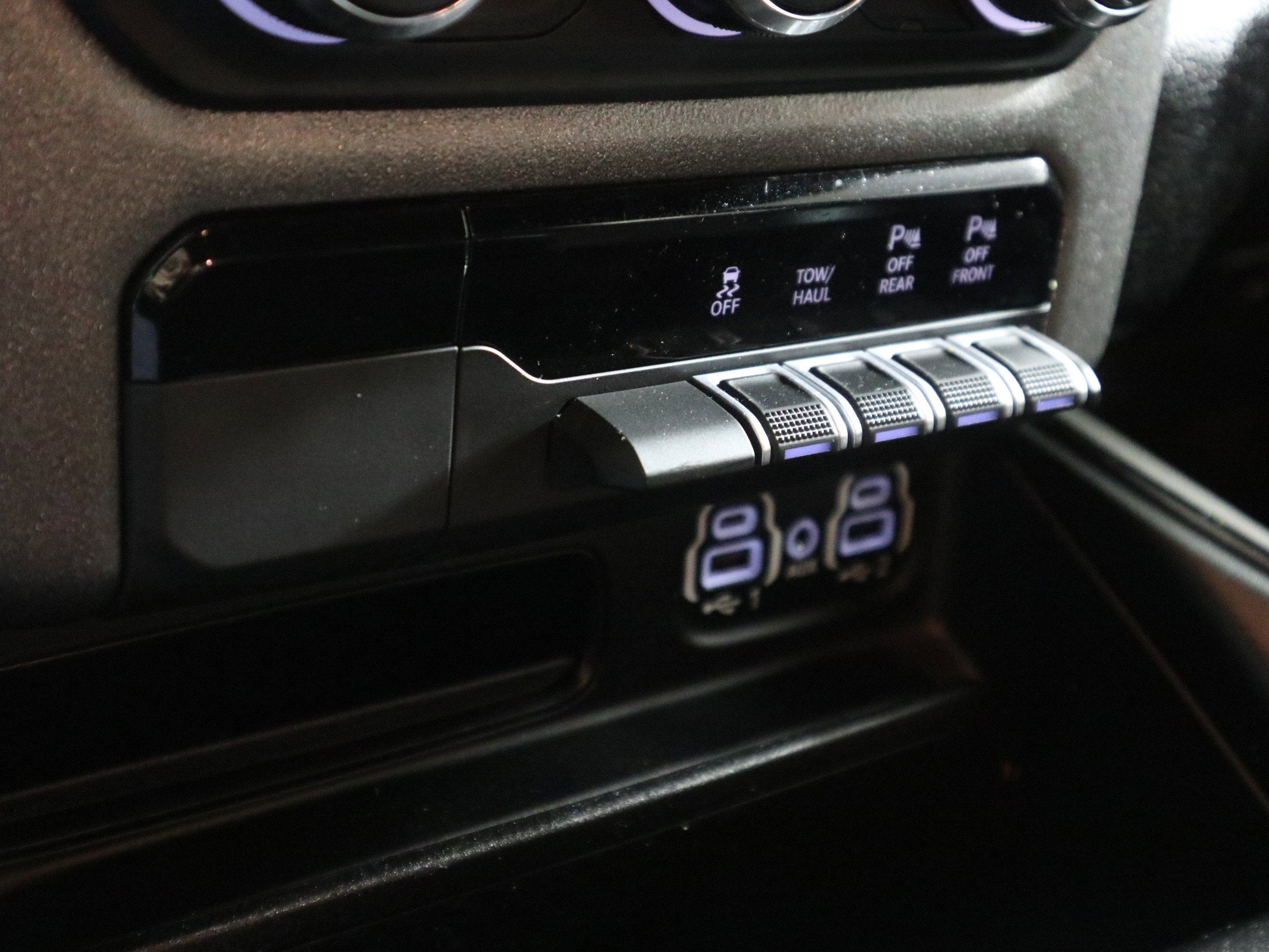 2022 RAM 1500 Big Horn Crew Cab 4x4