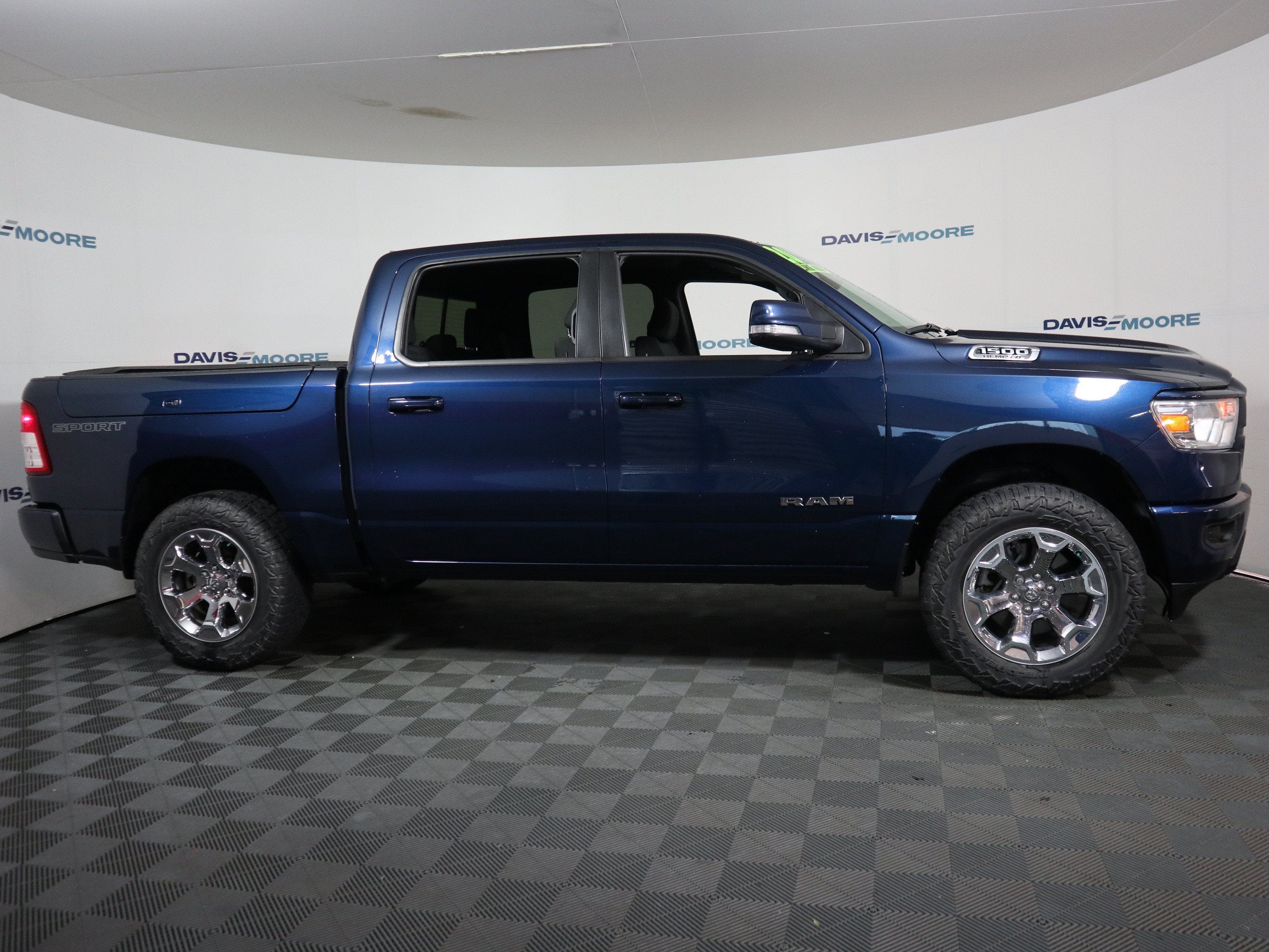 2020 RAM 1500 Big Horn Crew Cab 4x4