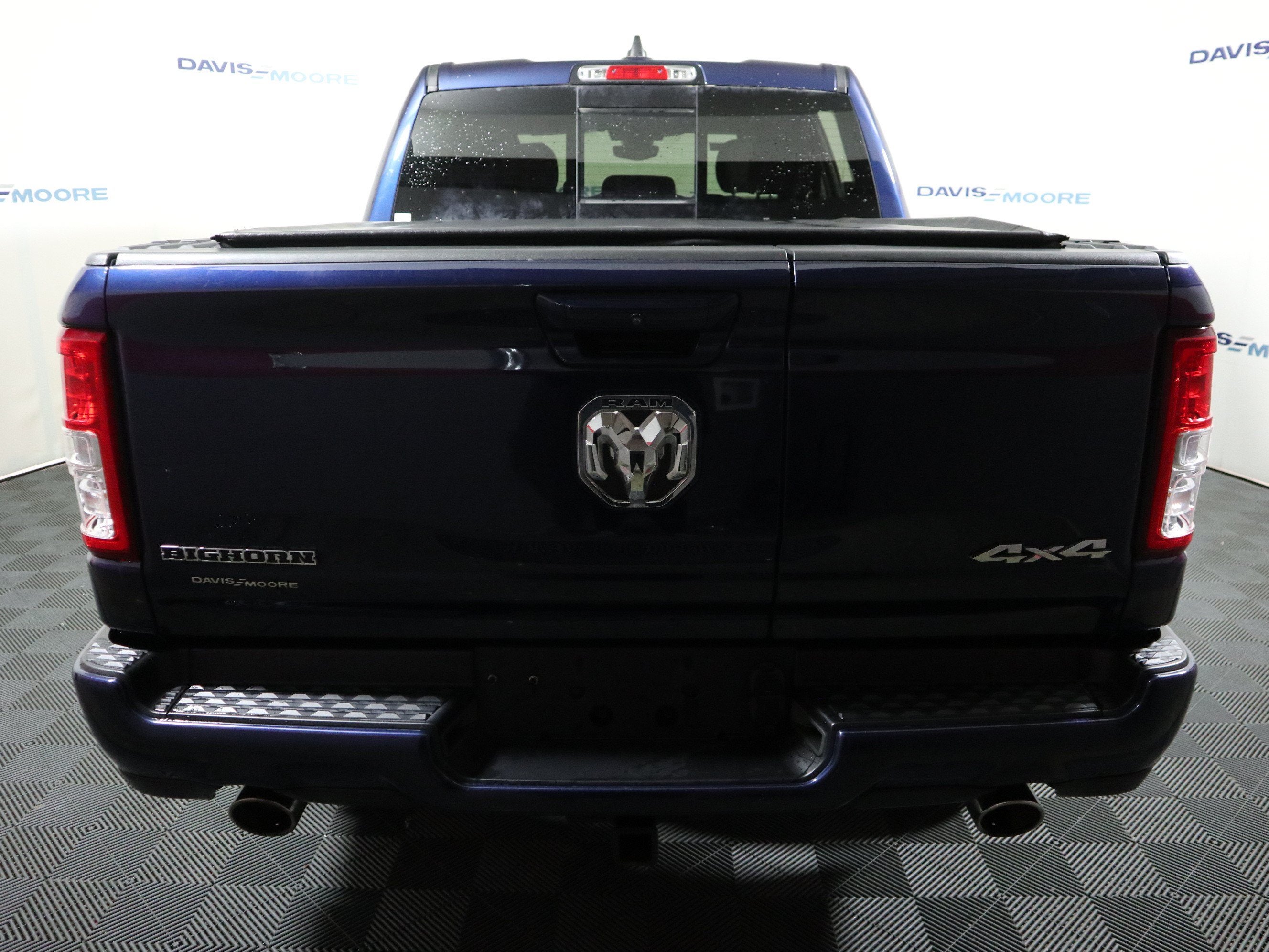 2020 RAM 1500 Big Horn Crew Cab 4x4