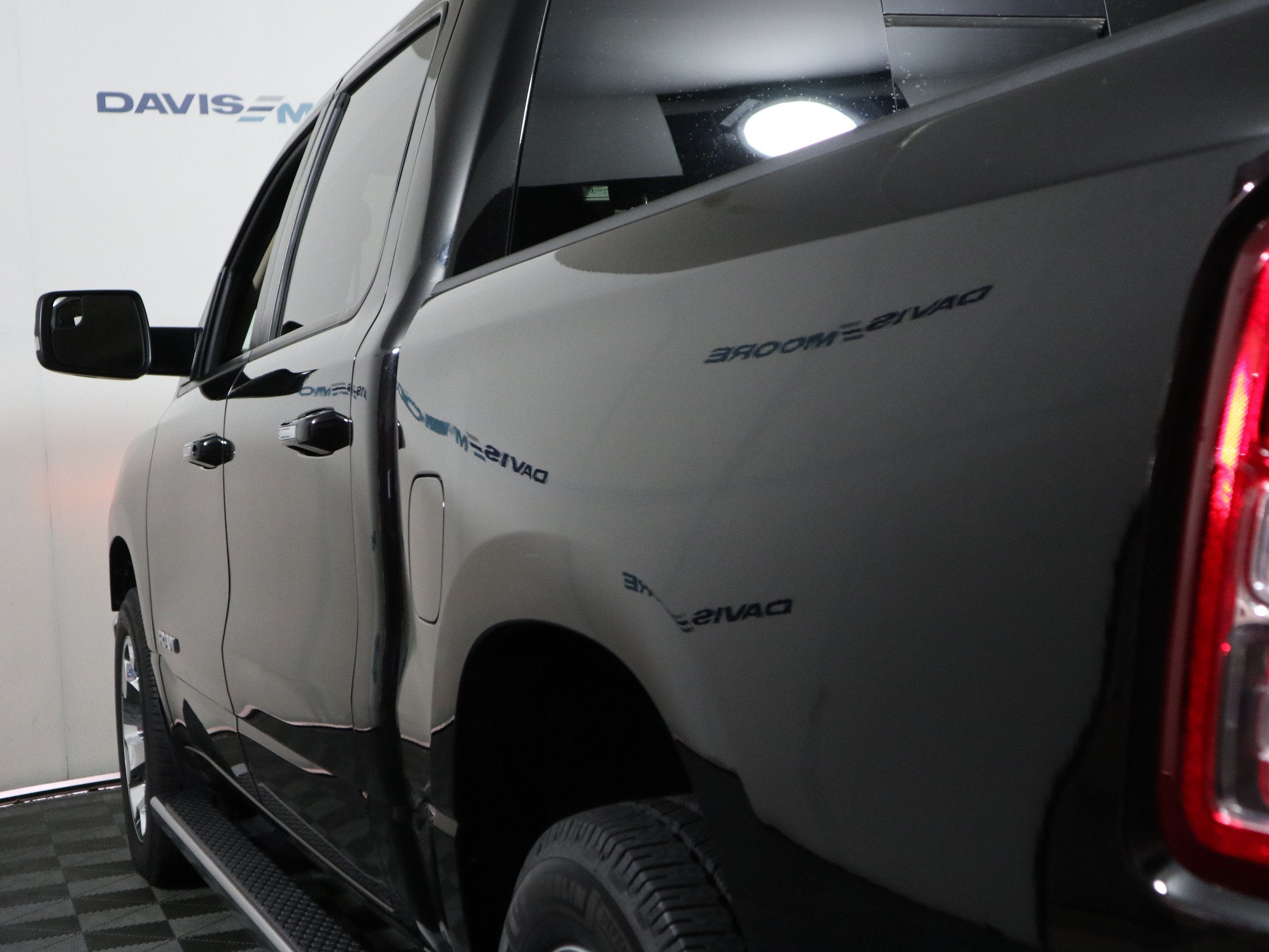 2020 RAM 1500 Big Horn Crew Cab 4x4