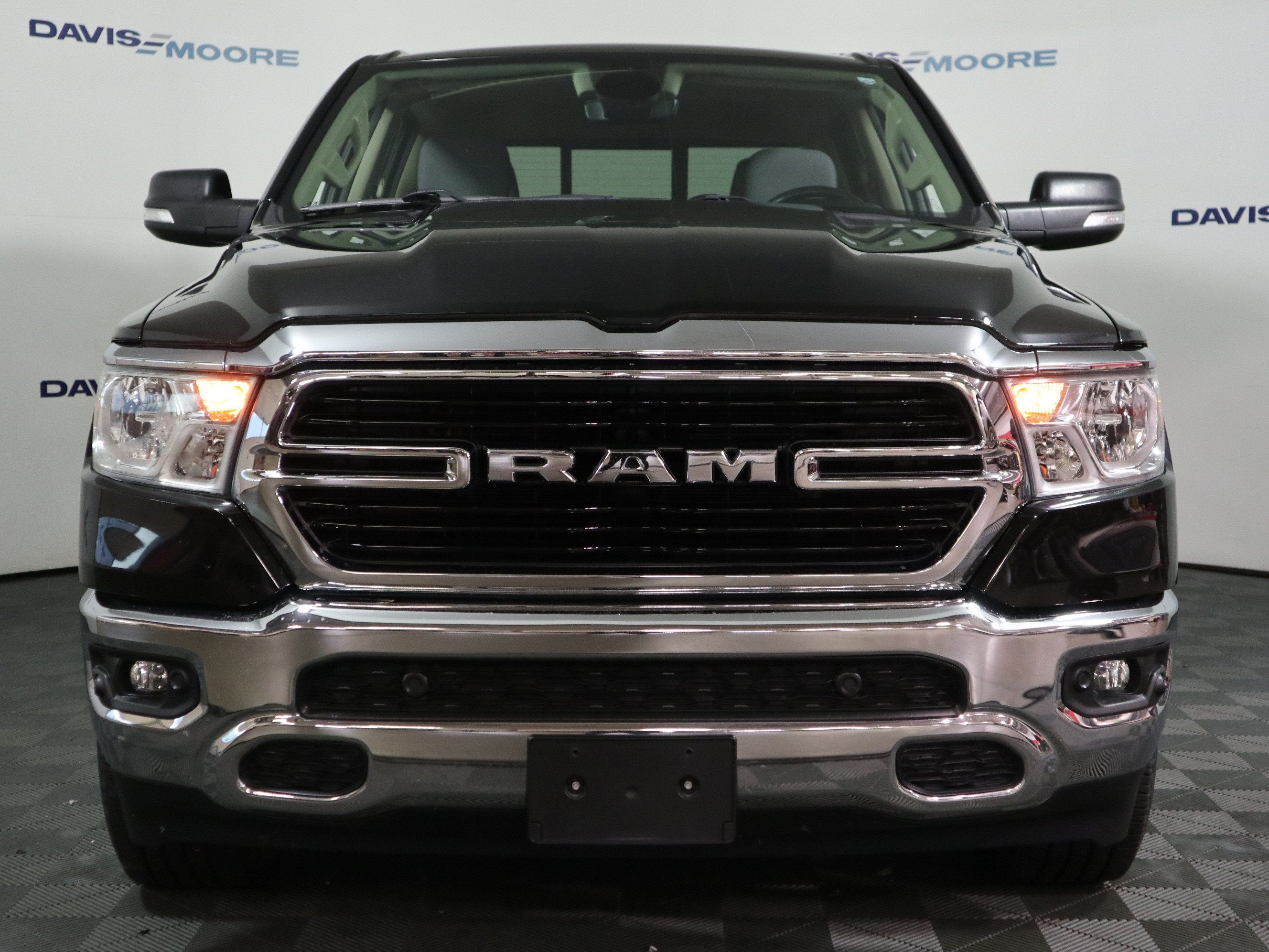 2020 RAM 1500 Big Horn Crew Cab 4x4