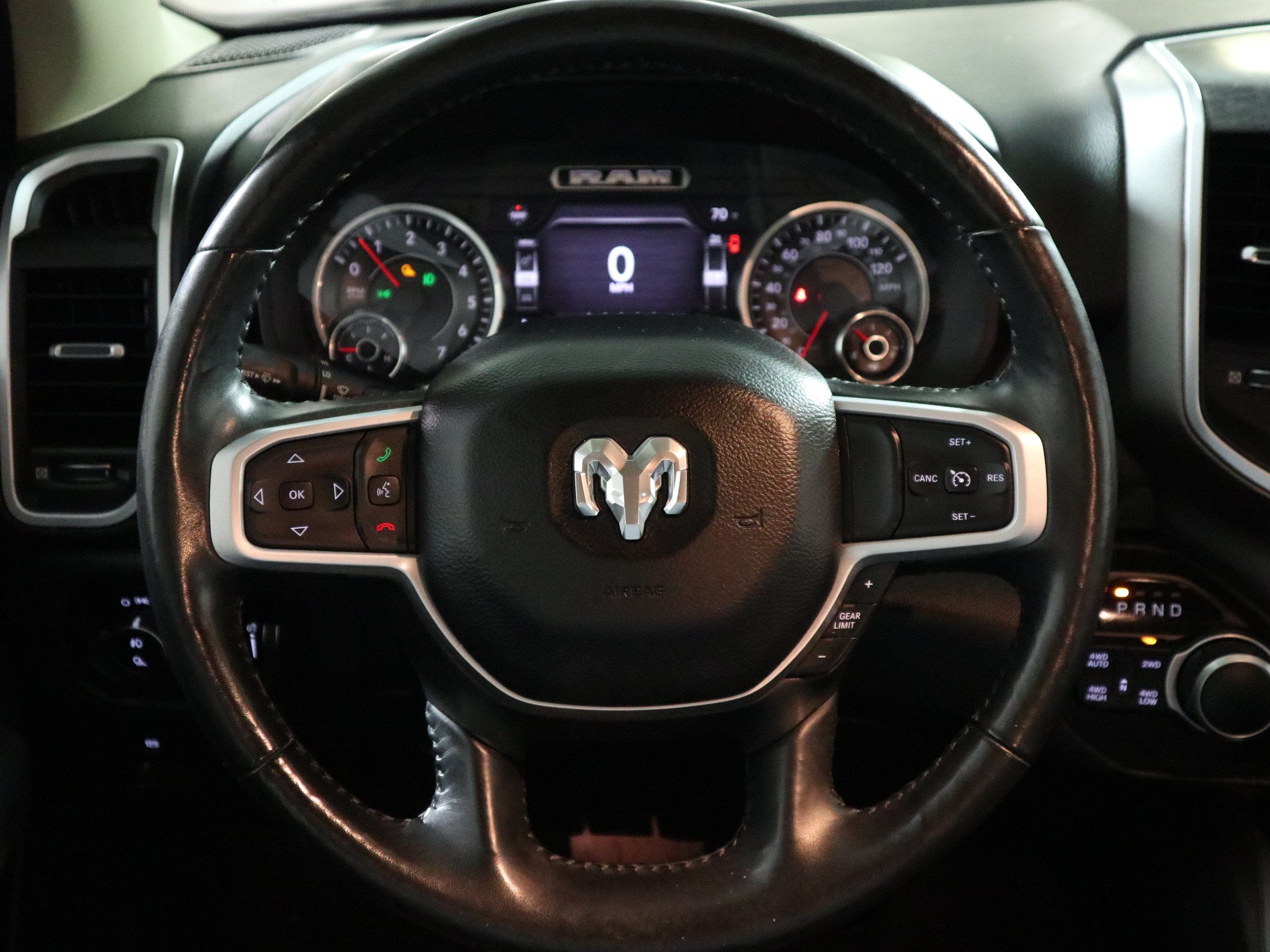 2020 RAM 1500 Big Horn Crew Cab 4x4