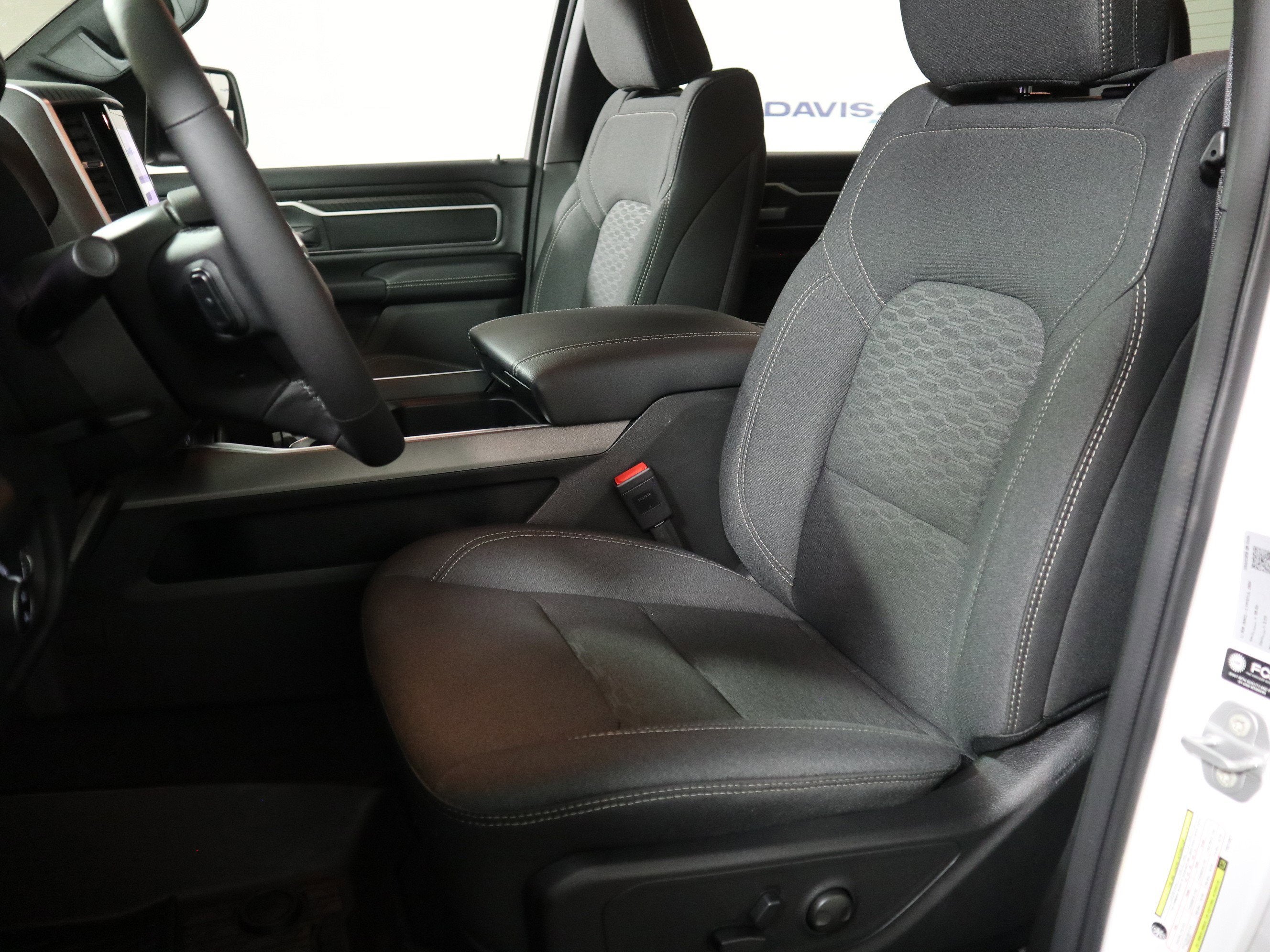 2026 RAM 1500 Big Horn Crew Cab 4x4