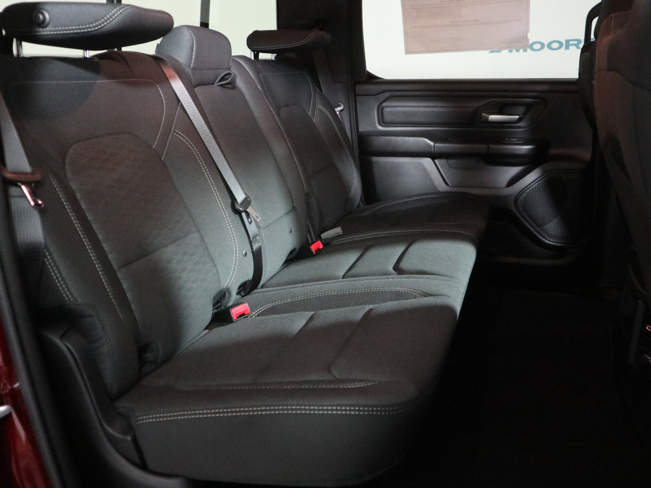 2026 RAM 1500 Tradesman Crew Cab 4x4